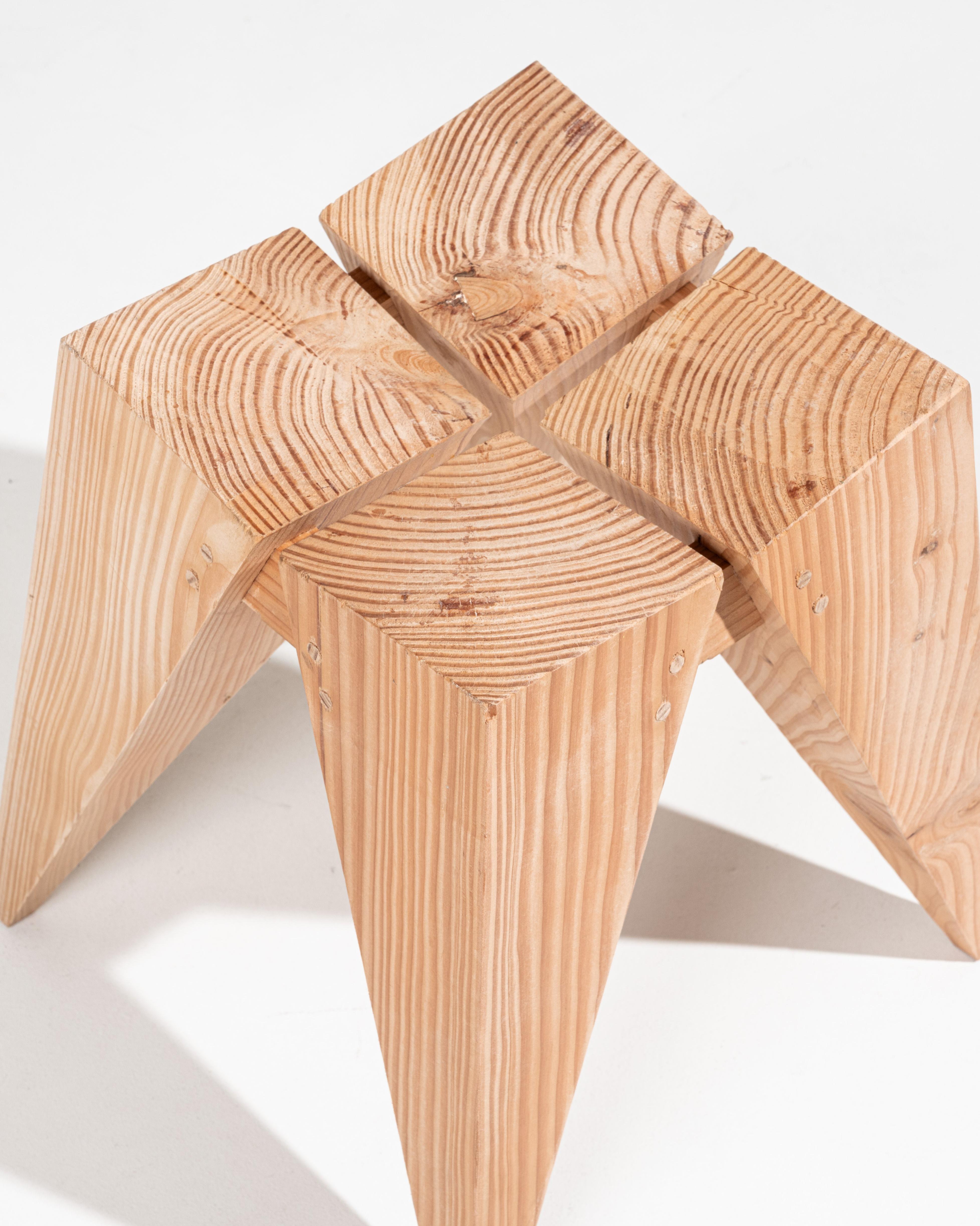 Stool in carved wood For Sale 1