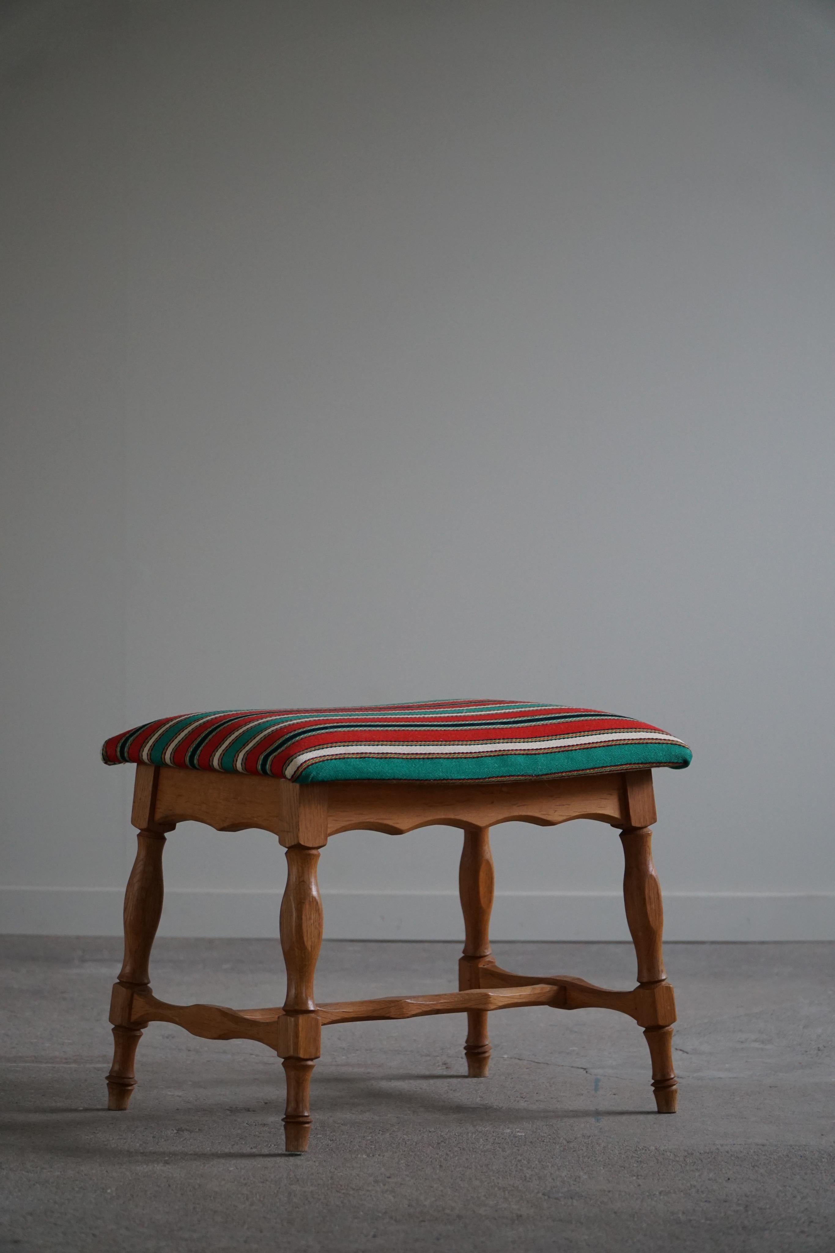 Stool in Oak and Fabric by a Danish Cabinetmaker, 1950s For Sale 6