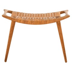 Hocker aus Eiche und Rohrgeflecht von Hans Wegner, 1954