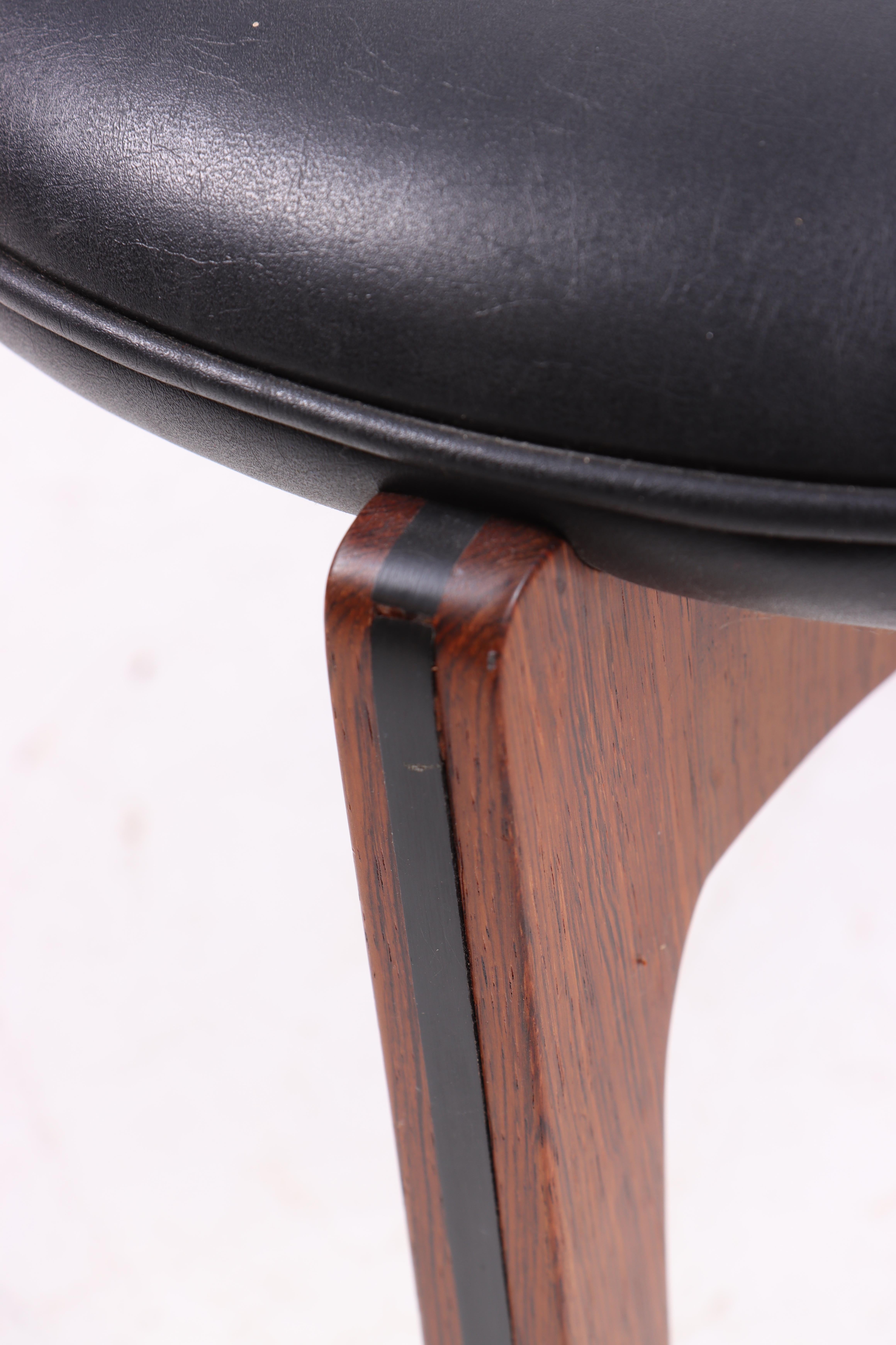 Hocker aus Palisanderholz Entworfen von Svend Ellekær, 1960er Jahre (Skandinavische Moderne) im Angebot