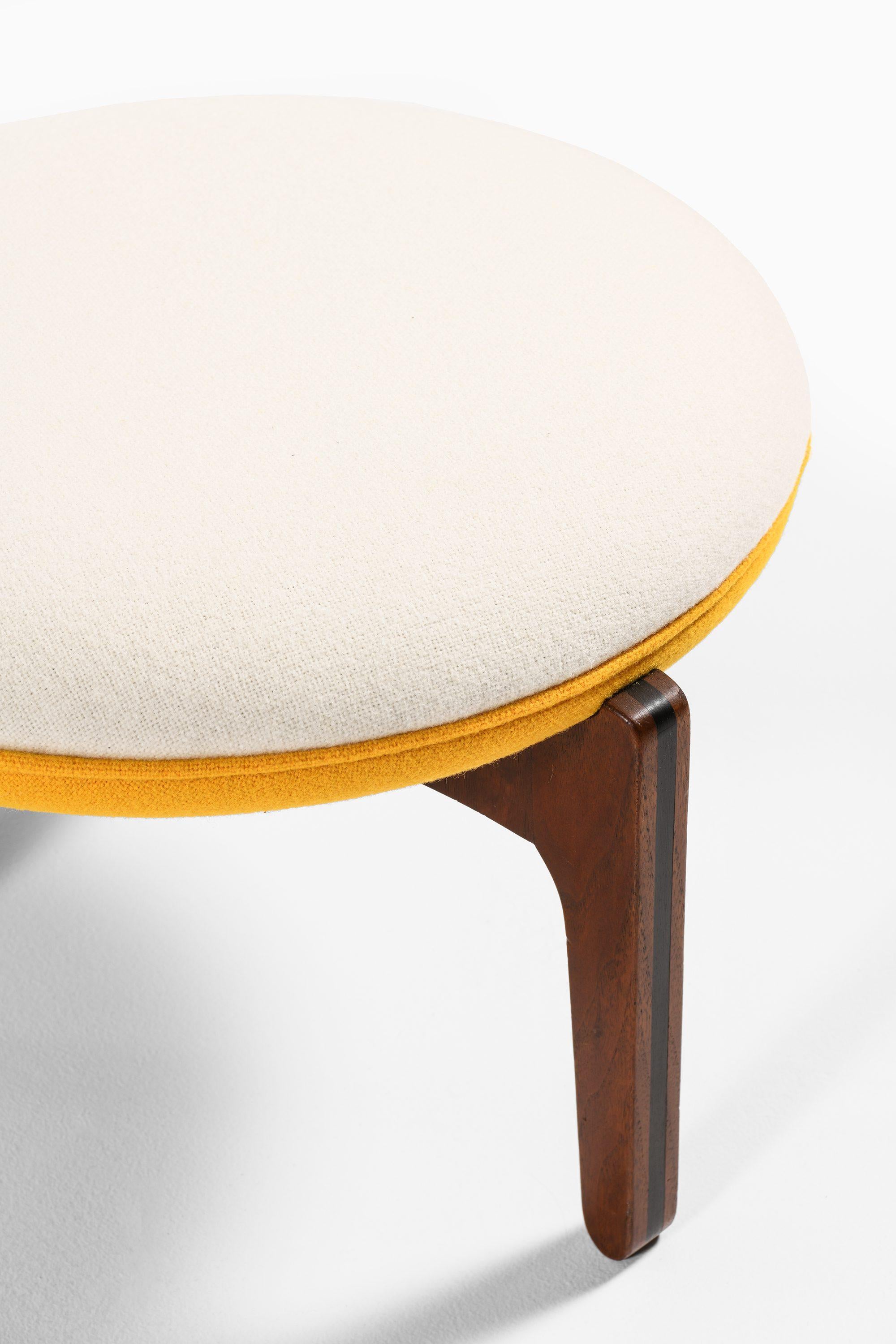 Danois Tabouret en teck et tissu de laine de Kvadrat par Svend Ellekær, 1962 en vente