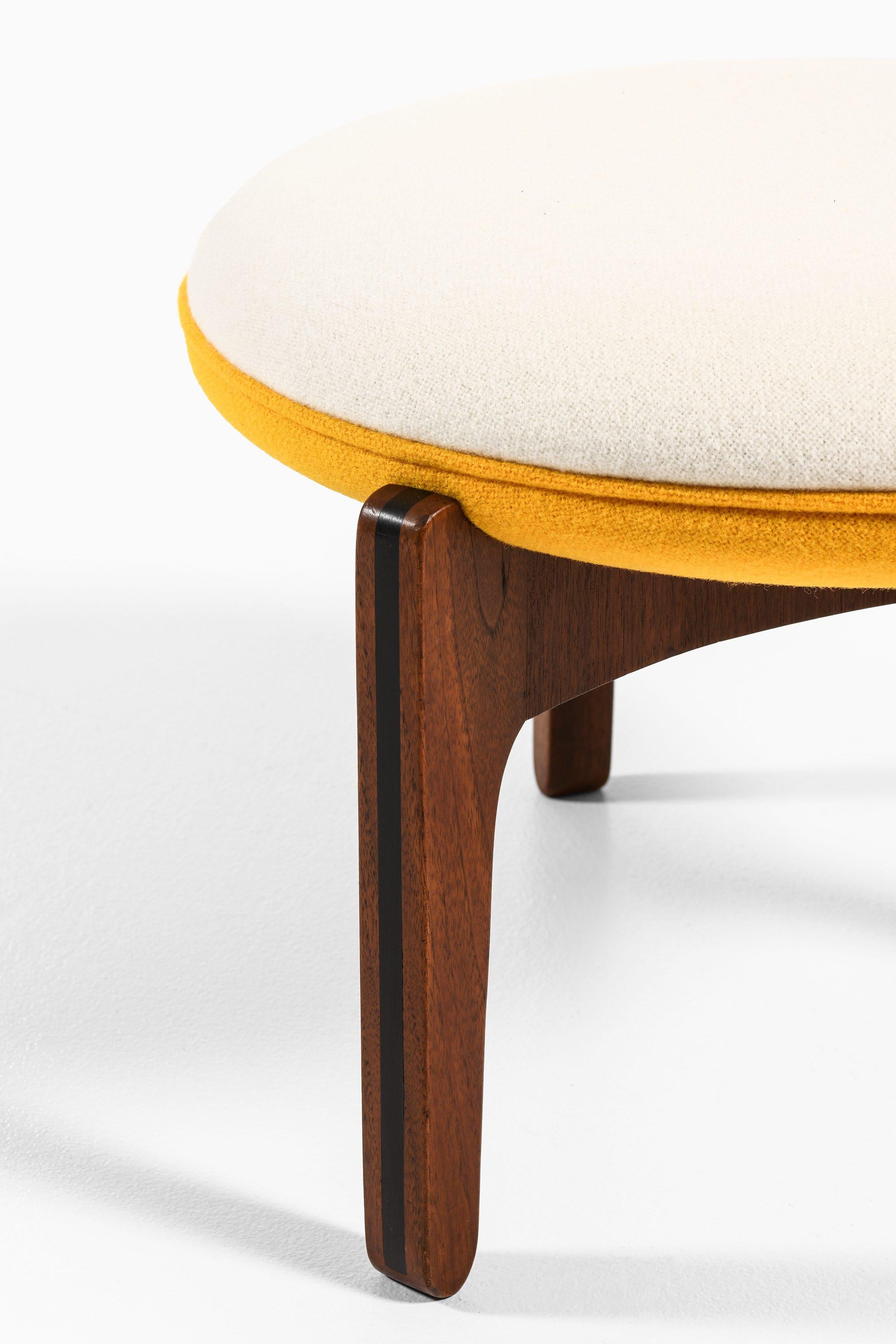 Tabouret en teck et tissu de laine de Kvadrat par Svend Ellekær, 1962 Bon état - En vente à Limhamn, Skåne län