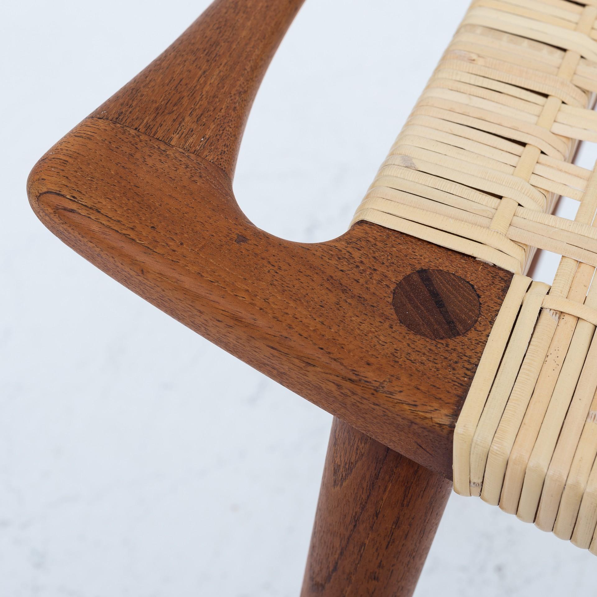 JH 539, rare stool in teak with new cane. Maker Johannes Hansen.