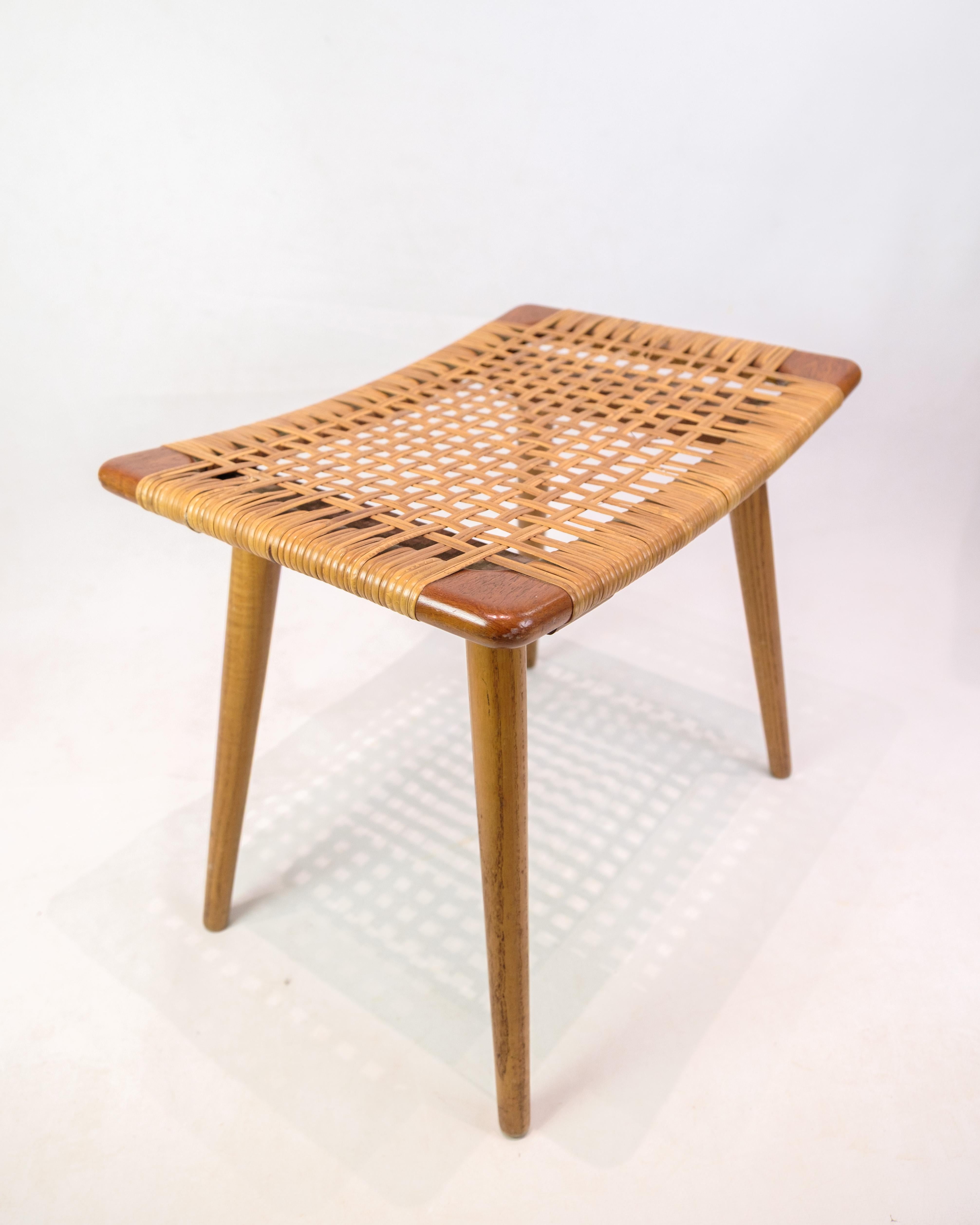 Taburete De Teca Y Mimbre De Salvia, Diseño Danés De Los Años 60 en Bueno estado para la venta en Lejre, DK