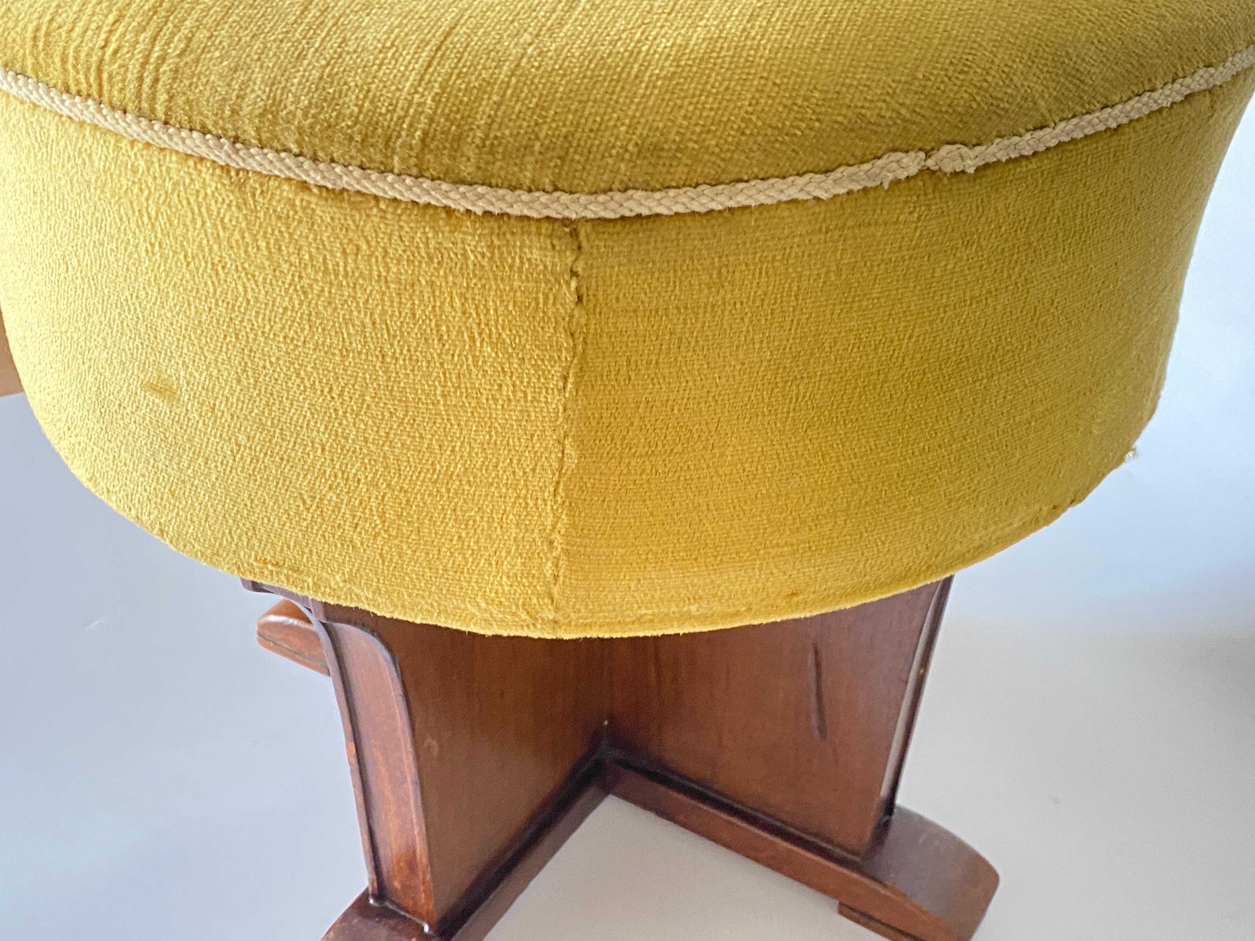 Stool in Wood and Fabric, England, 19th Century For Sale 3