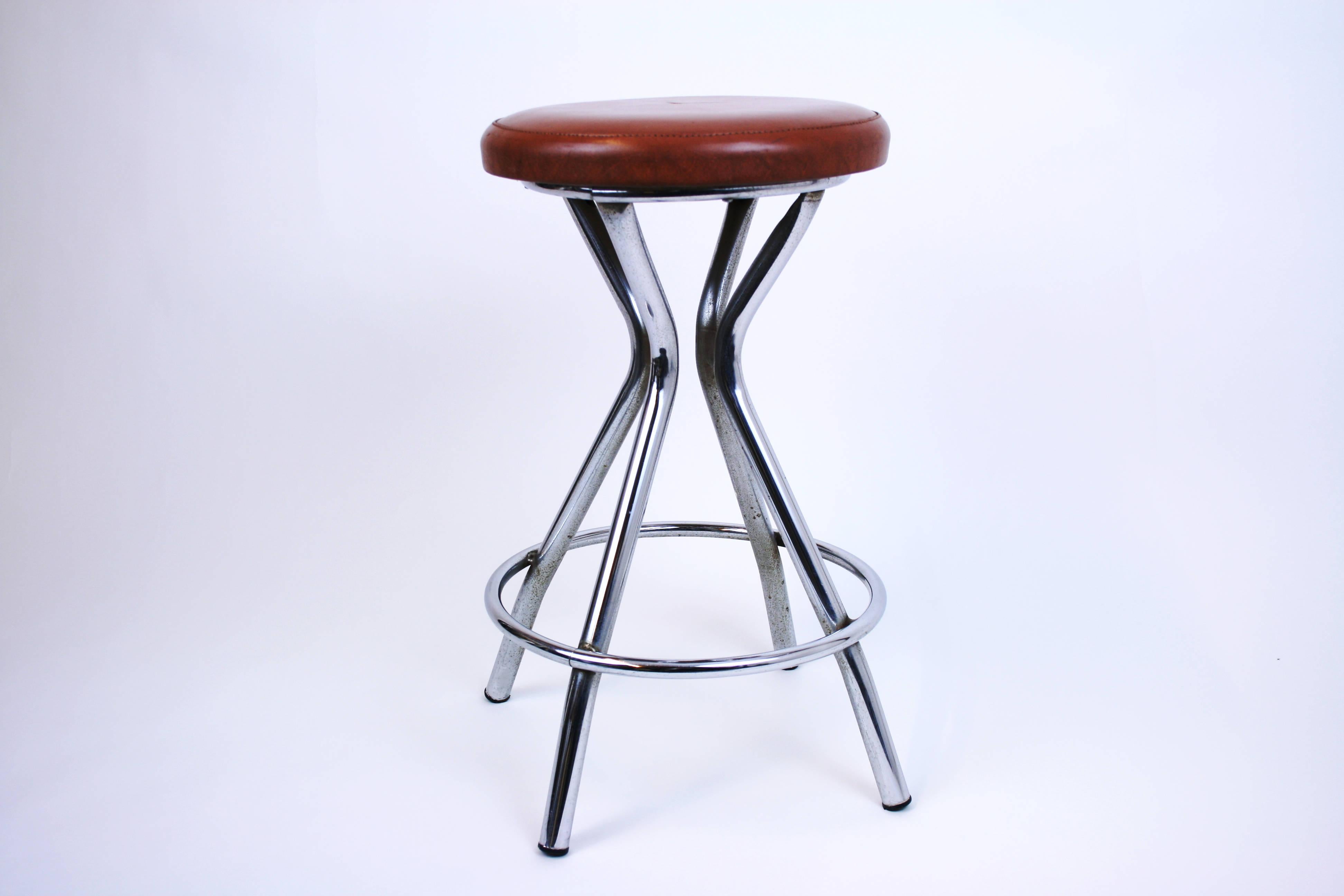 Italian Stool Industrial Design in the Manner of Gio Ponti Italy 1970s For Sale
