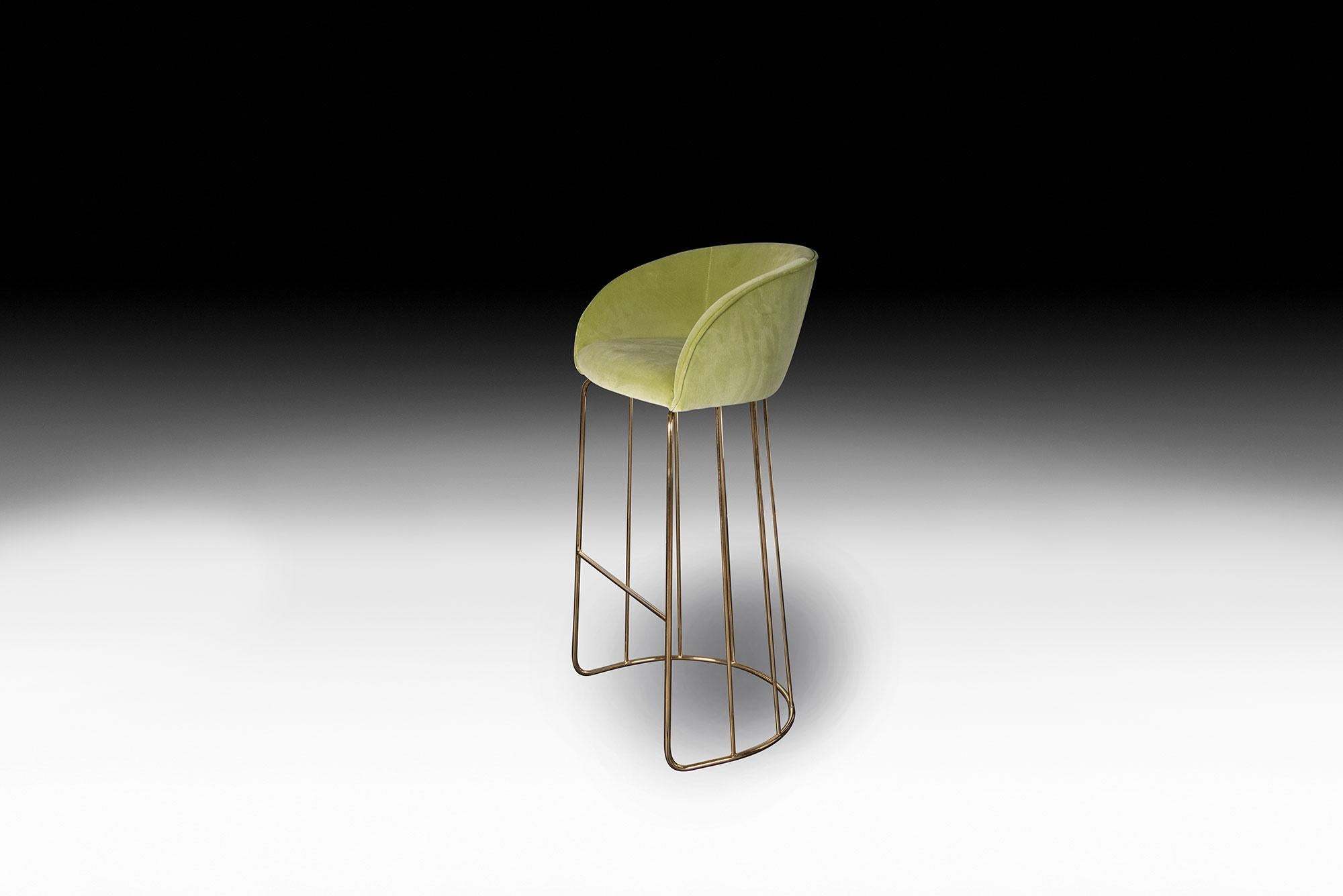 Hocker Louise aus Samt und Metall, Italien (Moderne) im Angebot