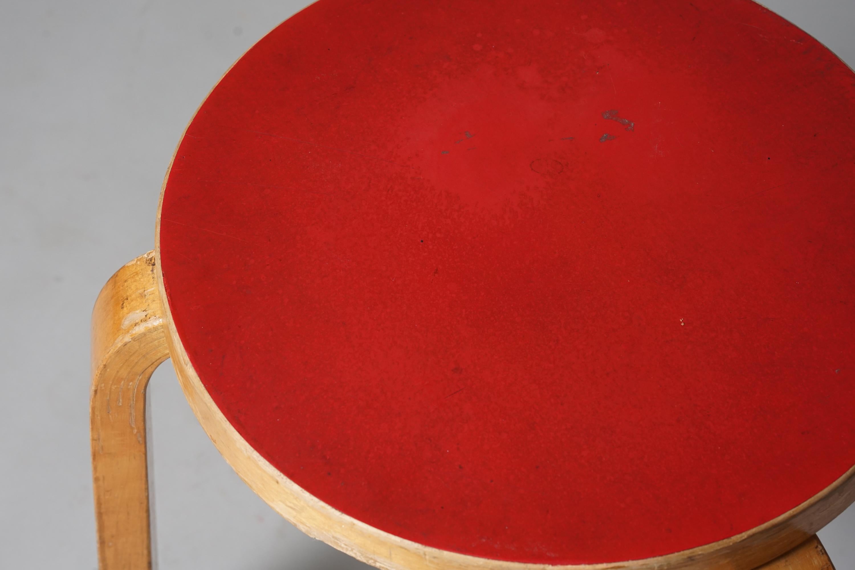 Hocker Modell 60, Alvar Aalto, Oy Huonekalu- ja Rakennustyötehdas Ab, 1950er Jahre (Skandinavische Moderne) im Angebot