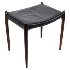 Tabouret, modèle 78a en palissandre et cuir noir Niels O. Møller Années 1950