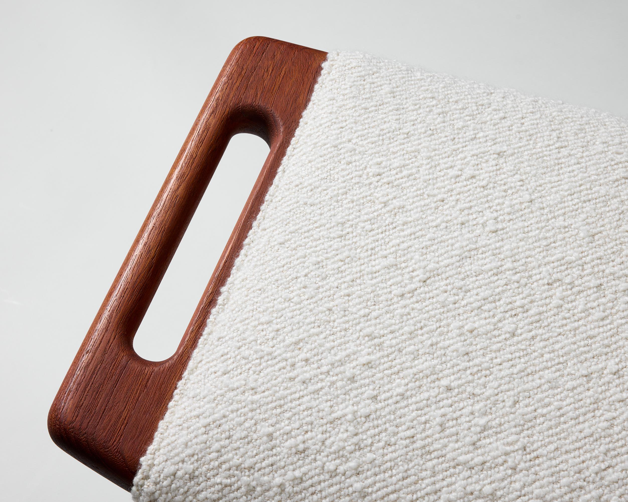 Stool model AP120 Designed by Hans J. Wegner For Sale 4