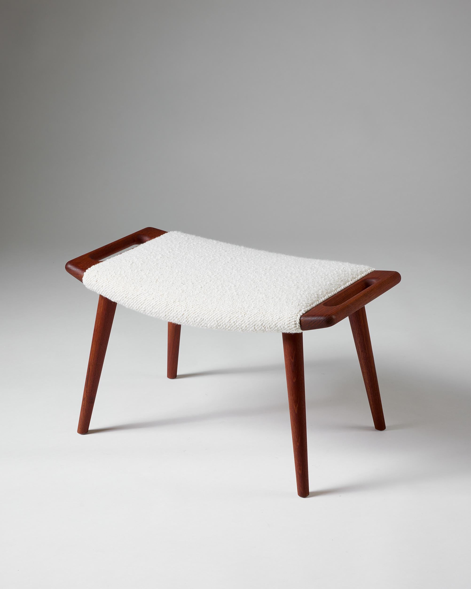 Scandinavian Modern Stool model AP120 Designed by Hans J. Wegner For Sale