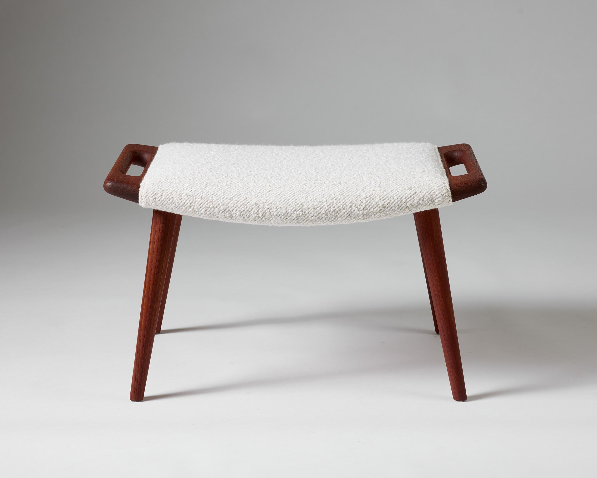 Mid-20th Century Stool model AP120 Designed by Hans J. Wegner For Sale