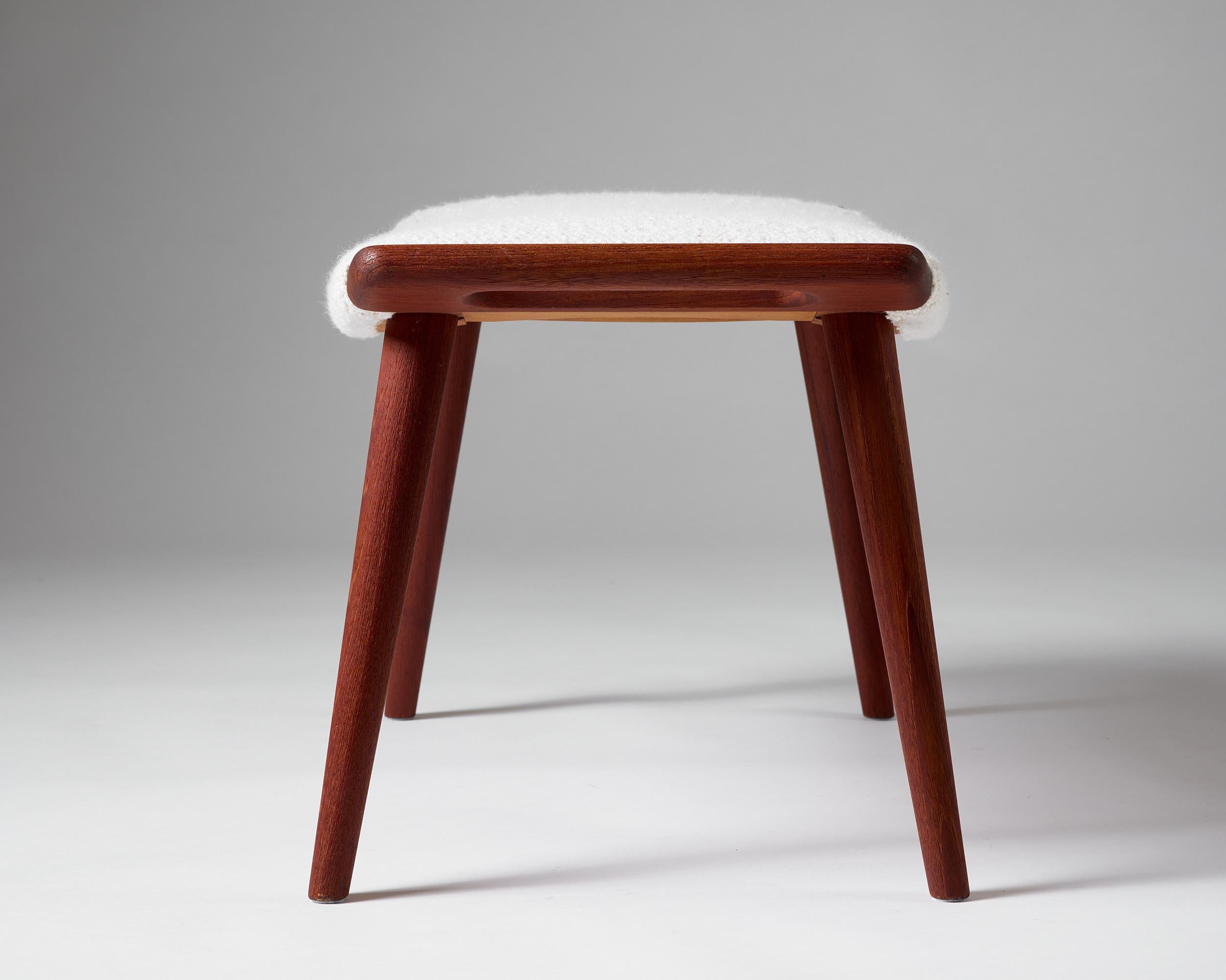 Stool model AP120 Designed by Hans J. Wegner For Sale 1
