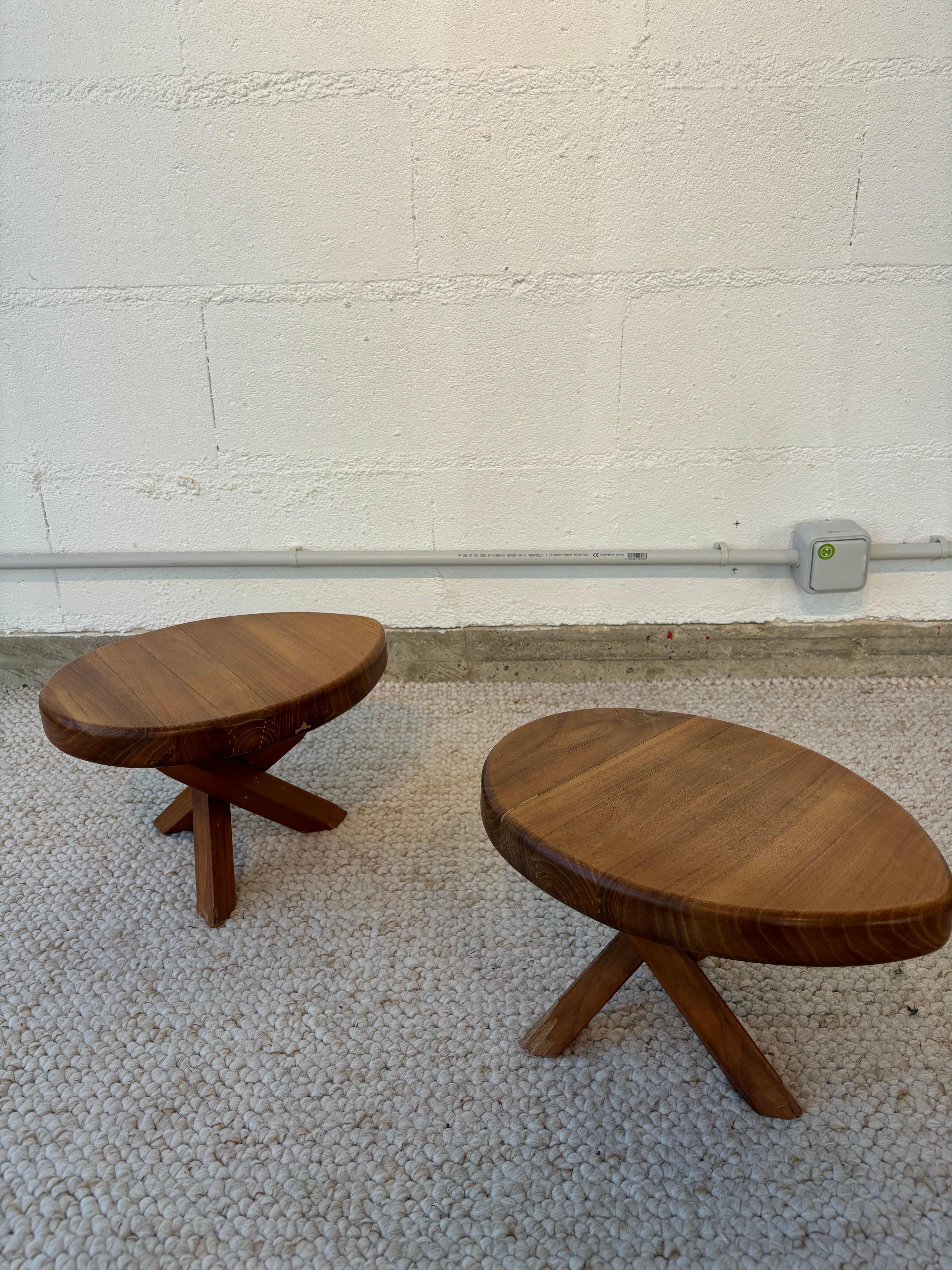 Jolie paire de tabourets ou table d’appoint par Seltz d’après les piétements de pierre Chapo Sfax. 