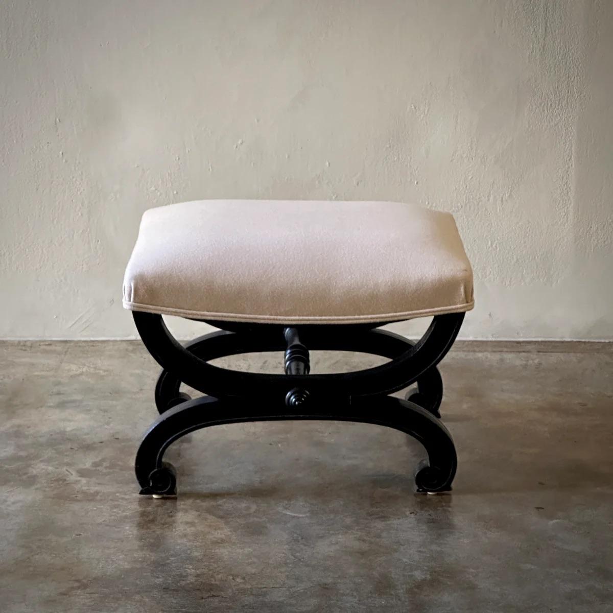 This French upholstered stool or small bench features an ebonized finish, offering a sleek and sophisticated look.

France, circa 1880

Dimensions: 21.5W x 16D x 17H