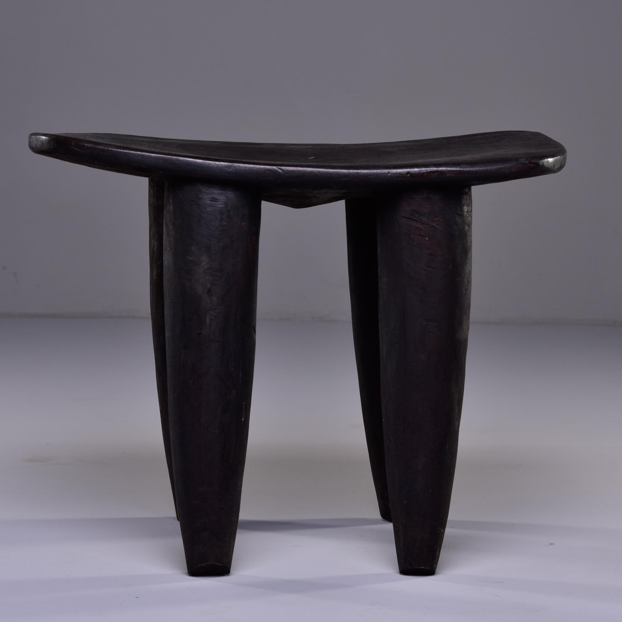 Stool or Table Hand Carved by Senufo People of Ivory Coast In Good Condition In Troy, MI
