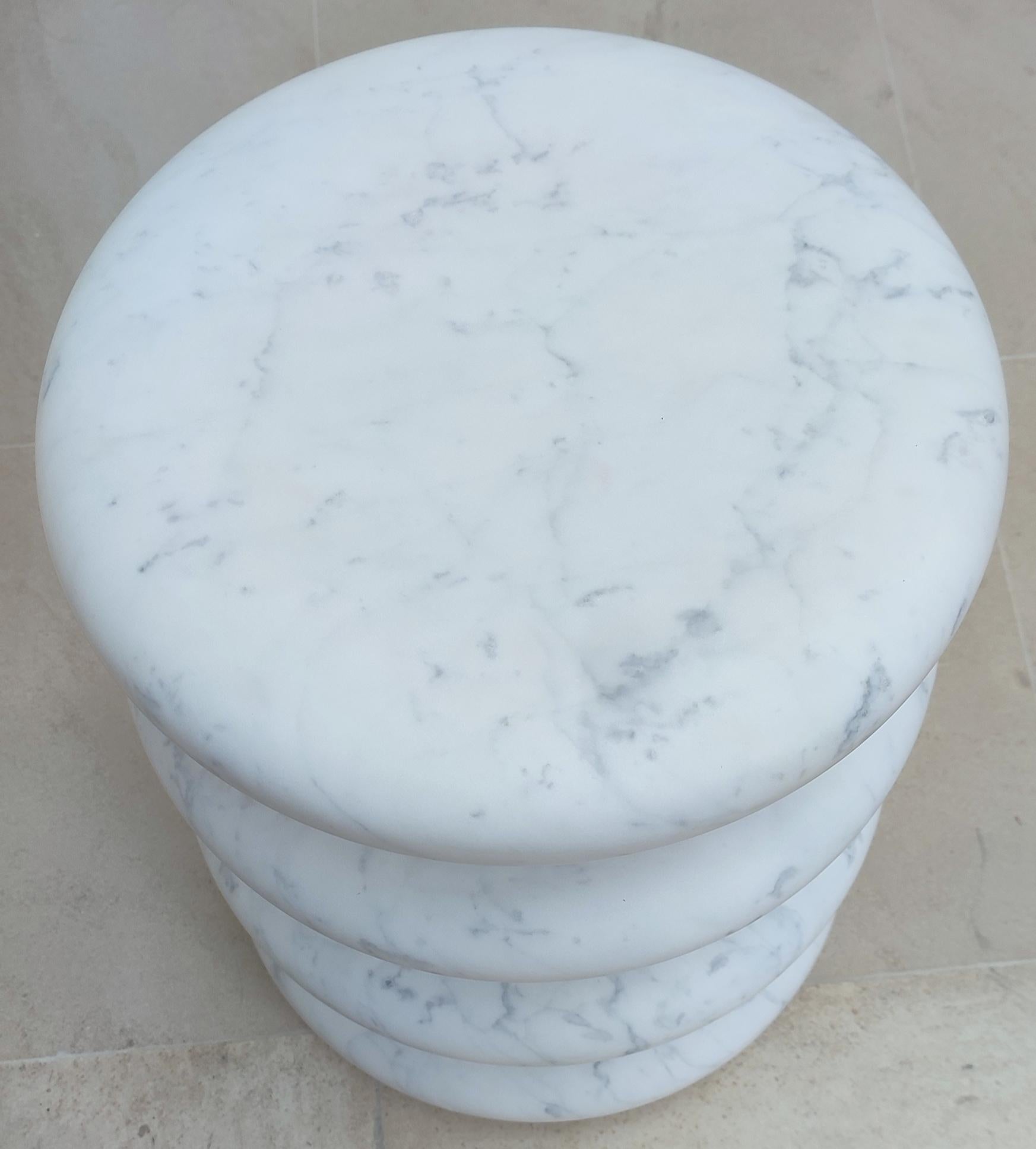 French Twist Stool in Carrara Marble designer Patrick LAROCHE For Sale