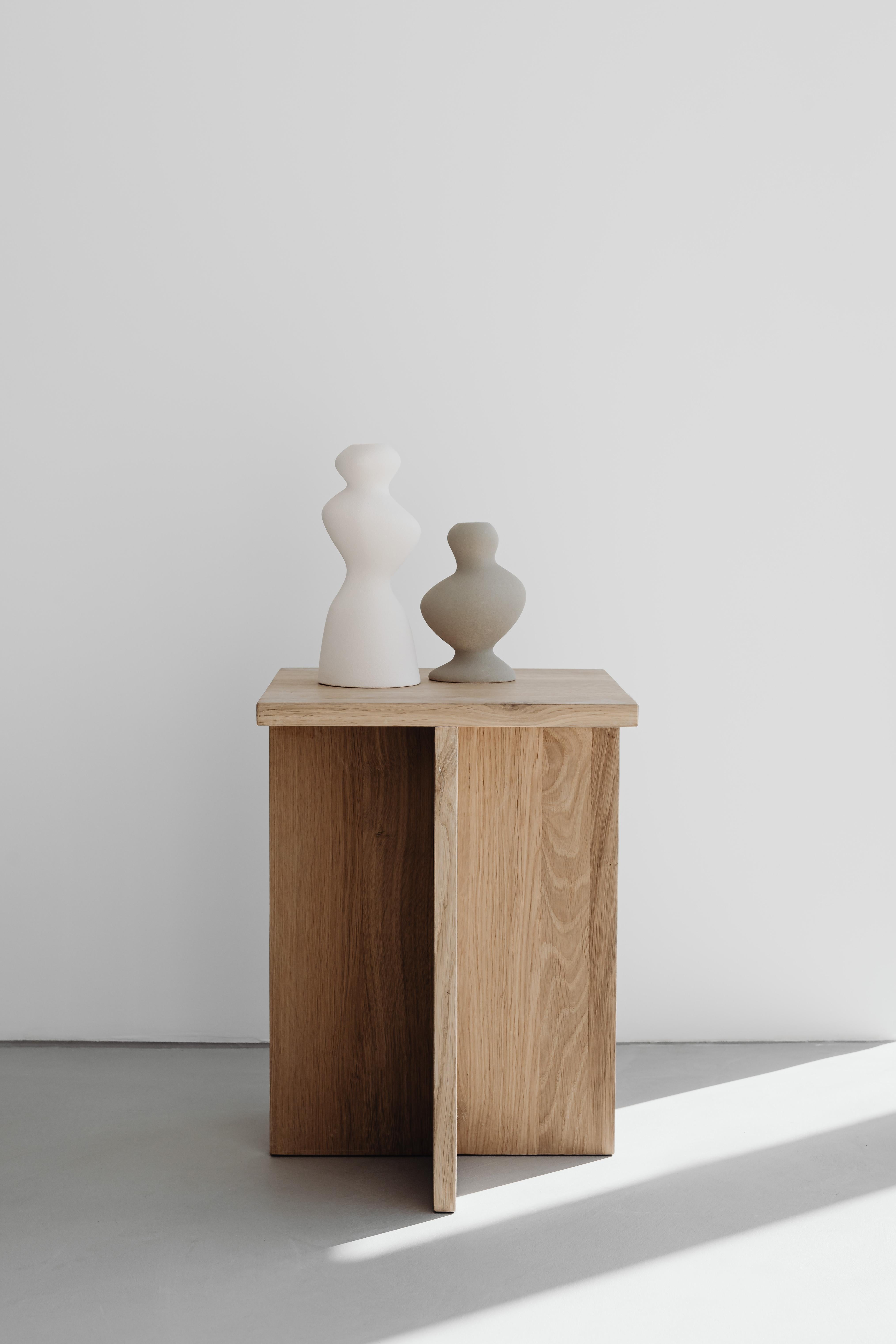 Hand-Crafted Stool Verso Pillar For Sale