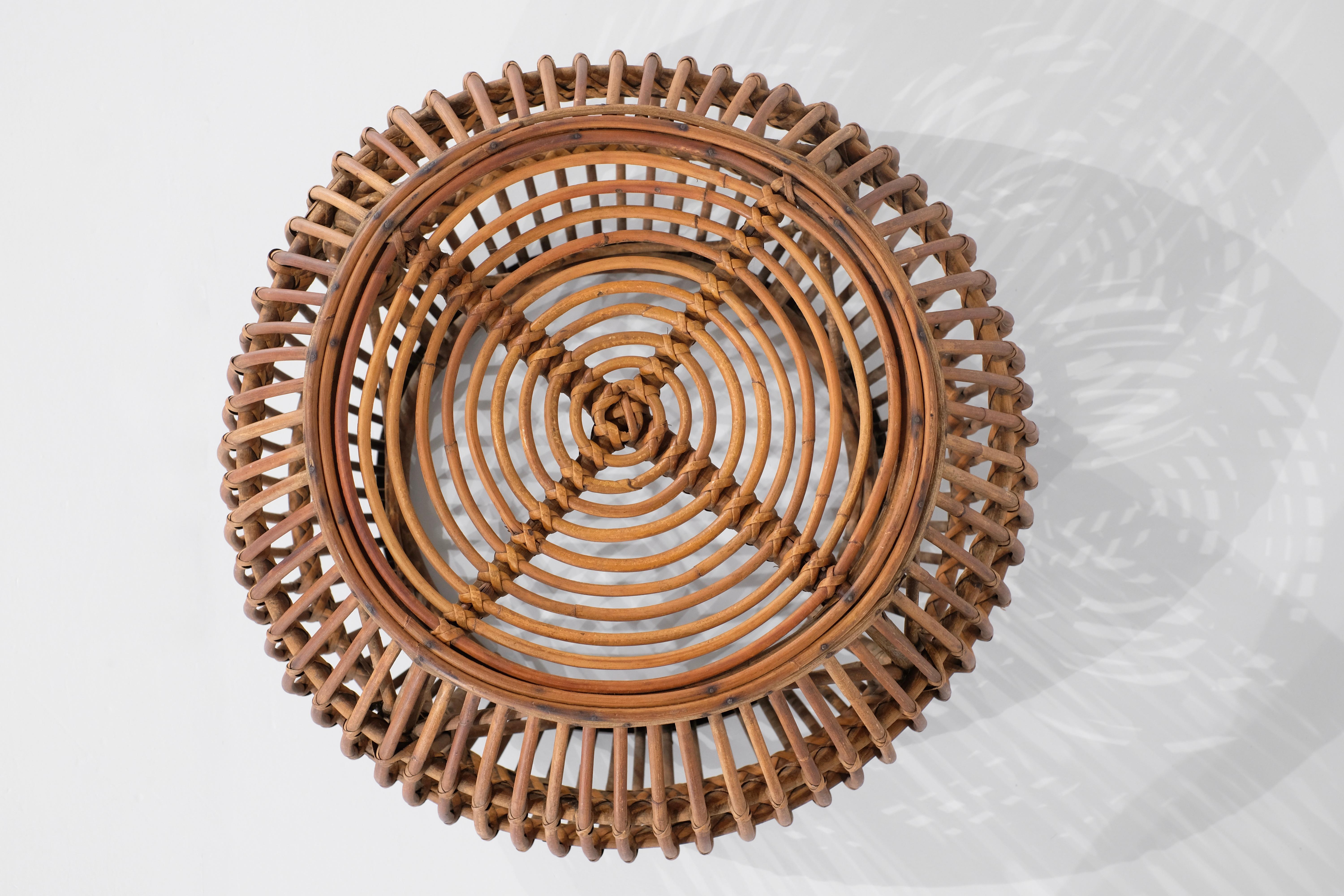 Hocker Vintage in Rattan, Weide, Italien 1960er Jahre. im Angebot 1