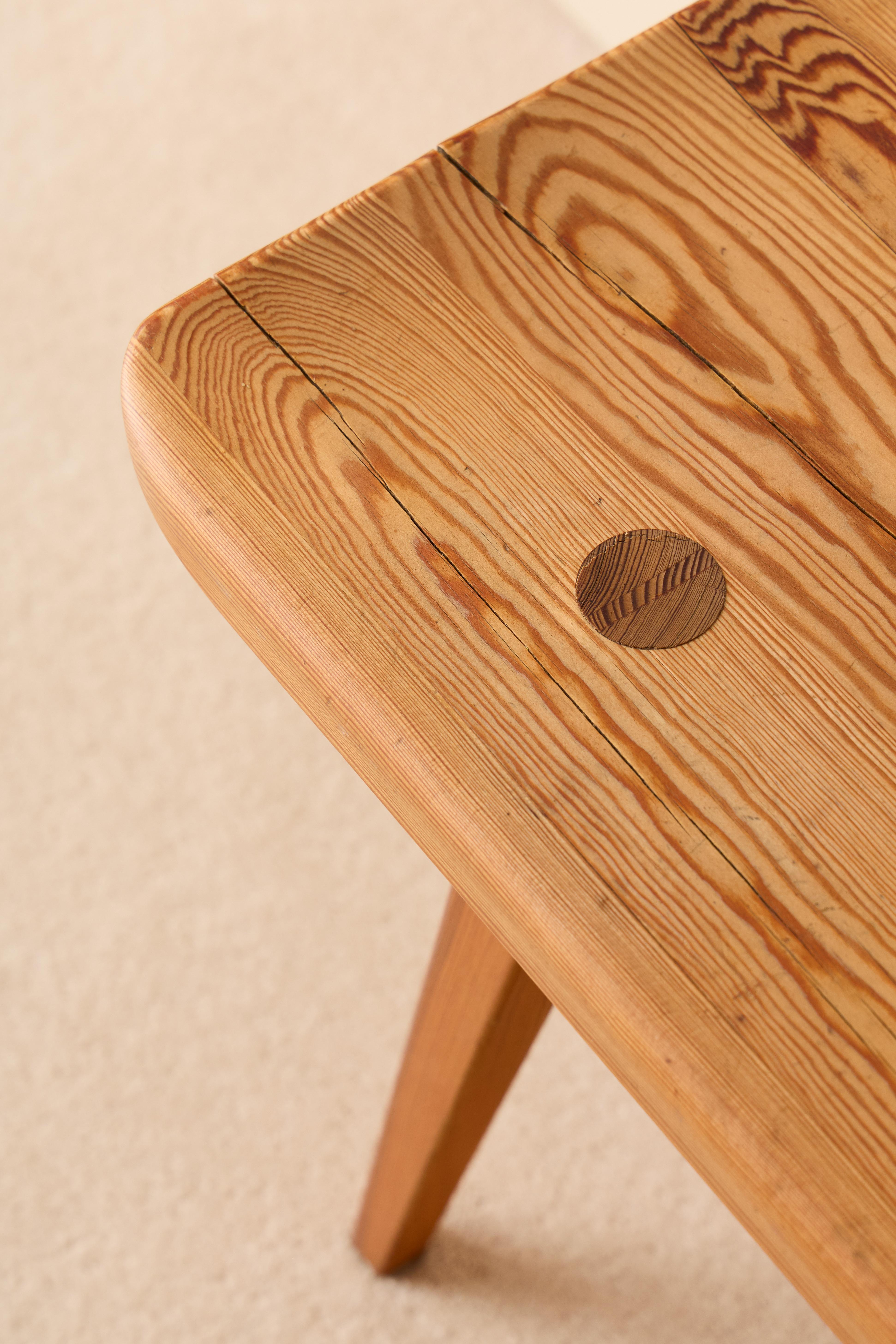 Tabouret 'Visingsö' par Carl Malmsten, années 1960 Bon état - En vente à Stockholm, SE