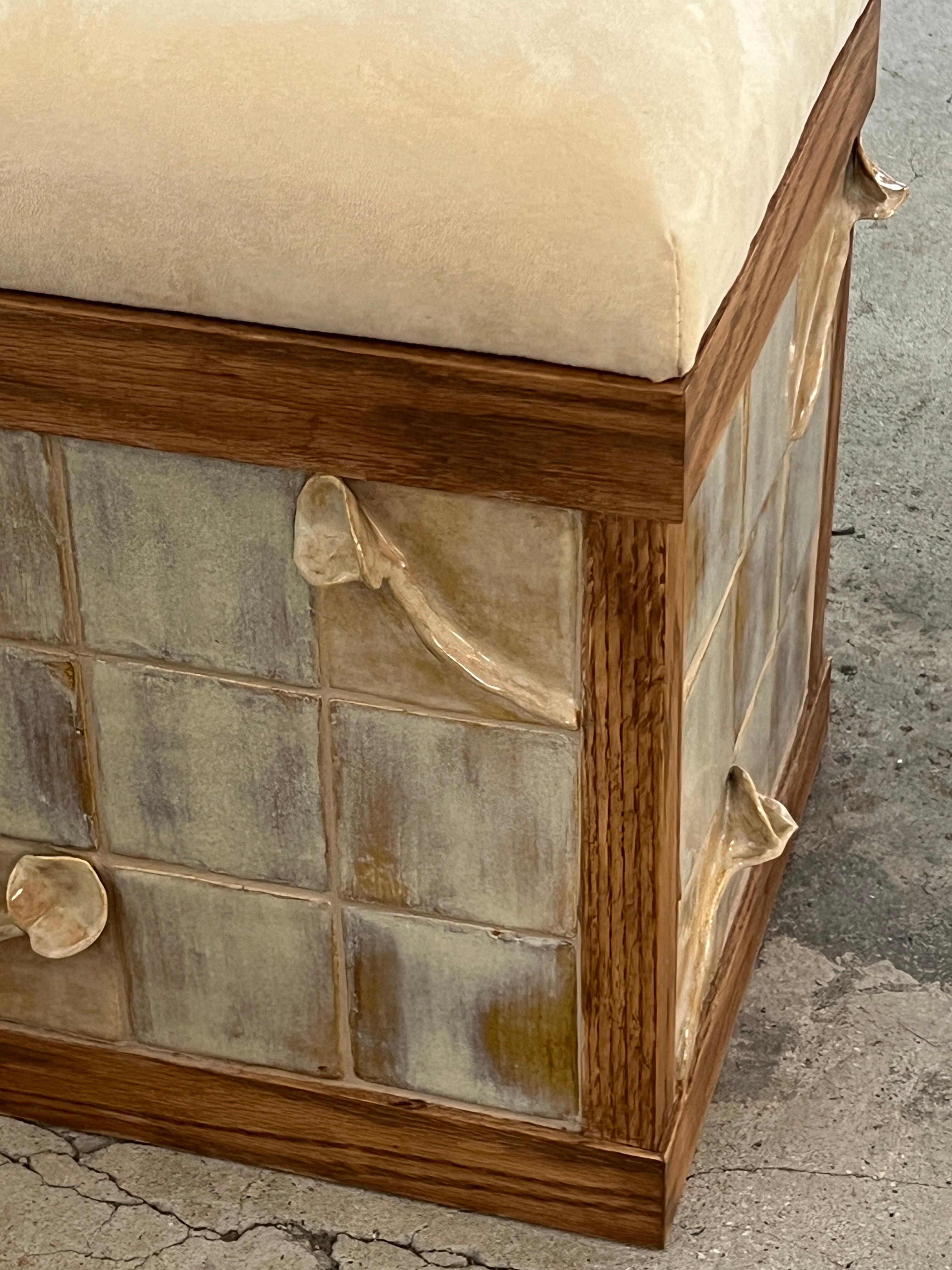 Ceramica Sgabello con piastrelle di ceramica e telaio in Oak Oak in vendita