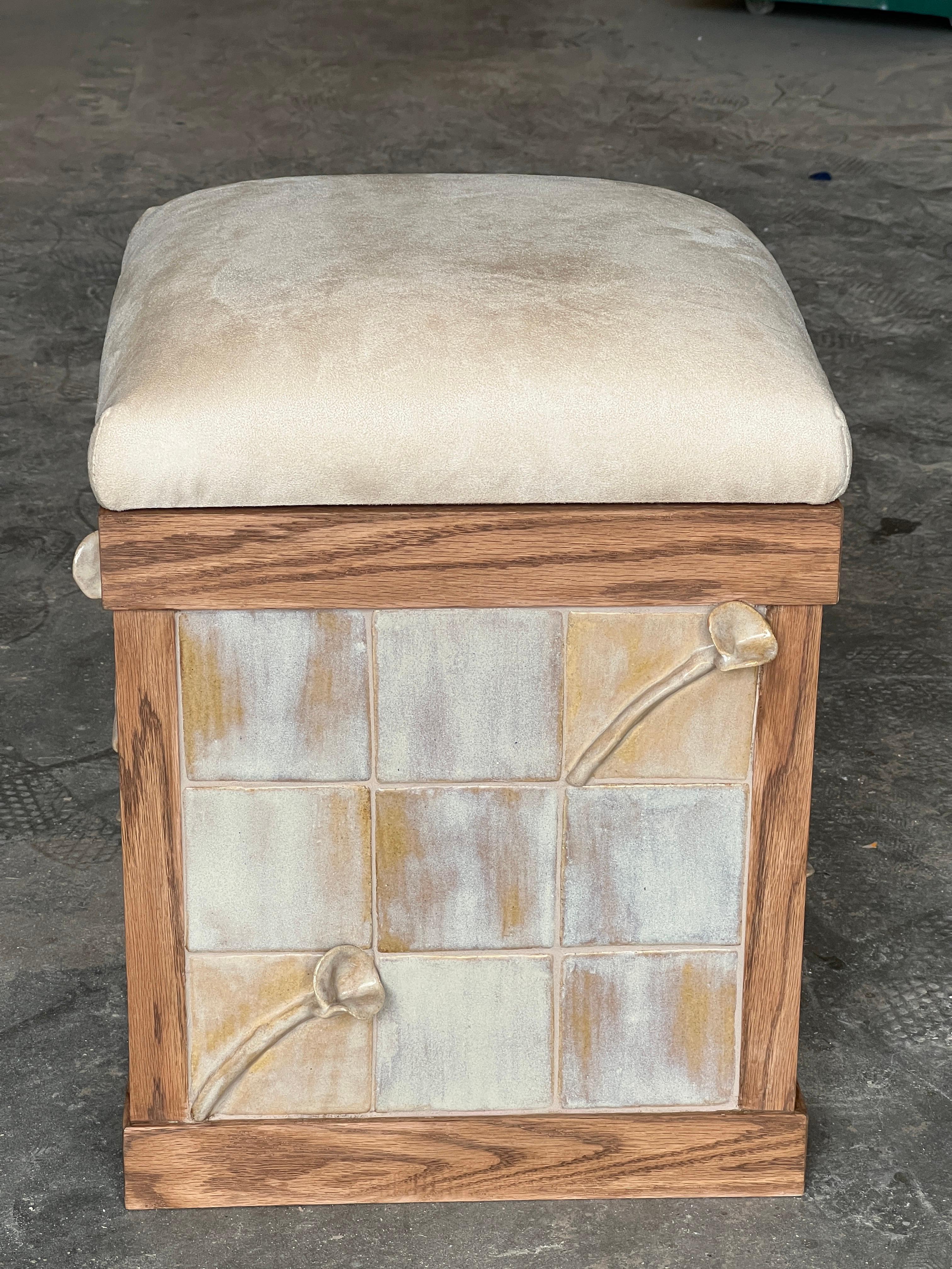 Sgabello con piastrelle di ceramica e telaio in Oak Oak in vendita 1