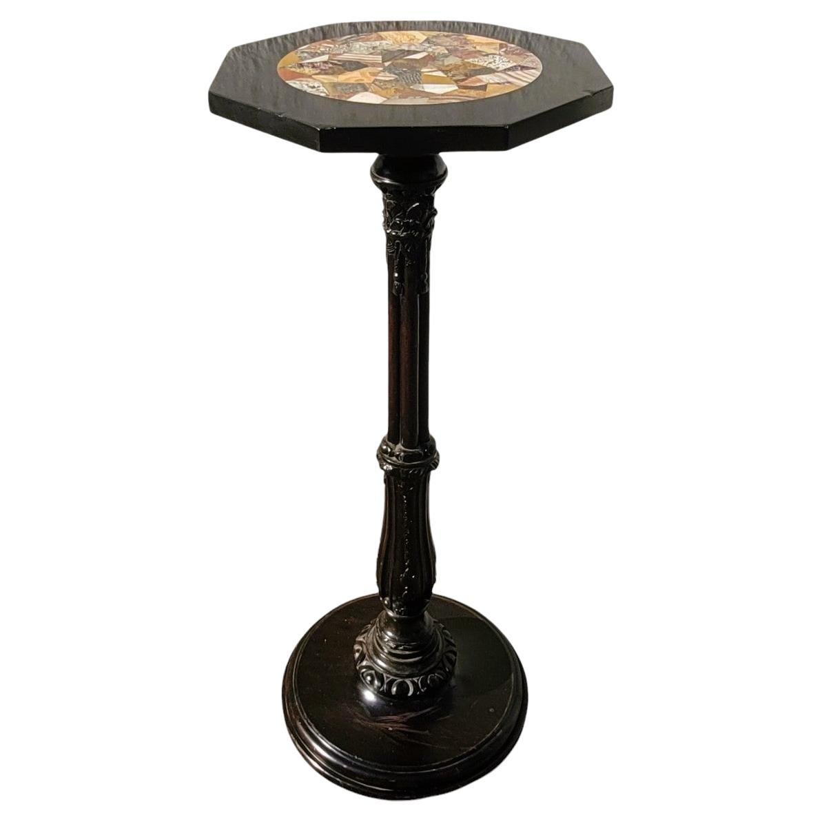 Hocker mit Hartstein-Marketerie, 19. Jahrhundert im Angebot
