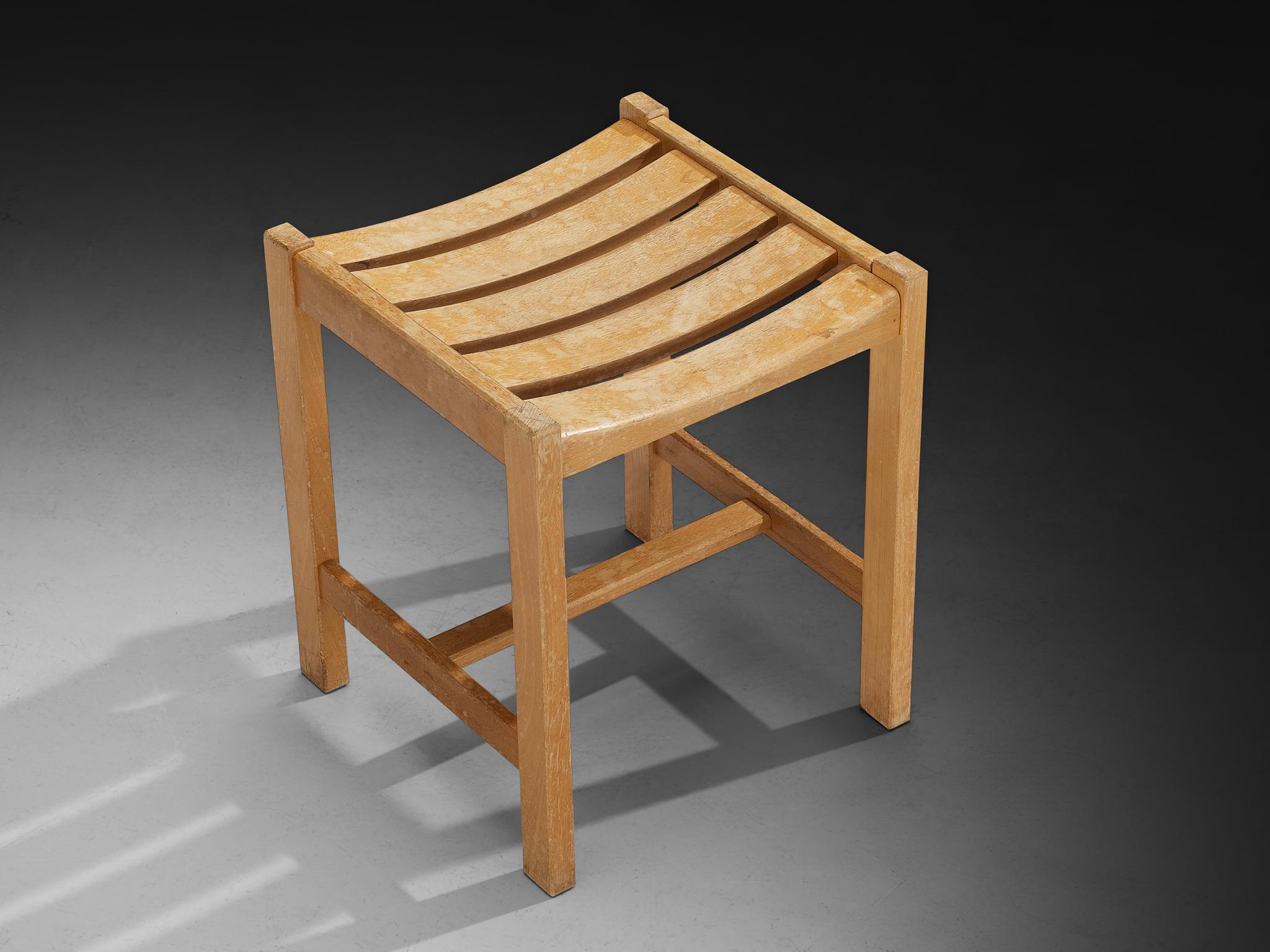 Taburetes de Madera Rubia en Bueno estado para la venta en Waalwijk, NL