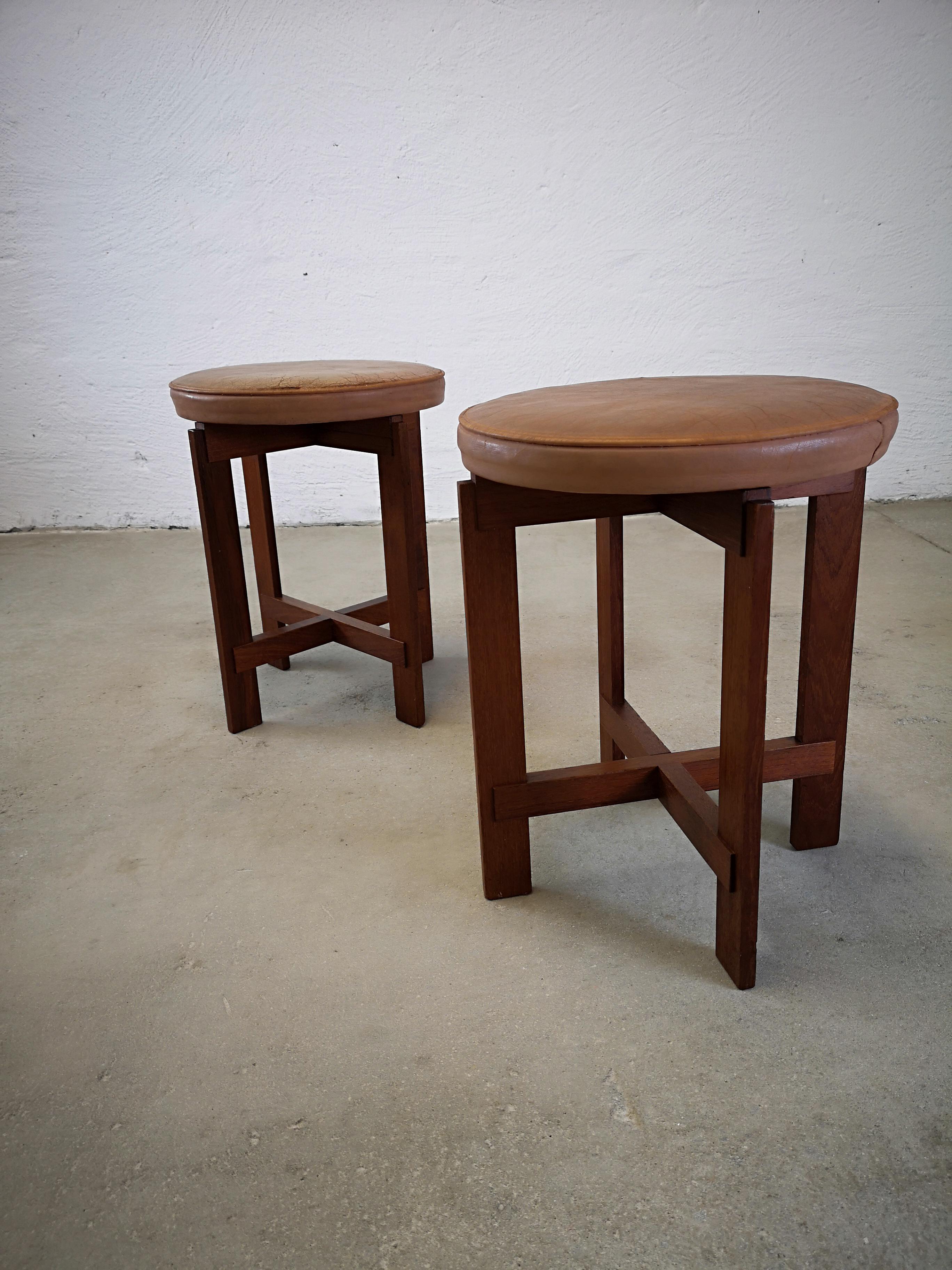 Stools in Teak and Leather by Uno & Östen Kristiansson for Luxus, Sweden, 1950s In Good Condition In Hillringsberg, SE