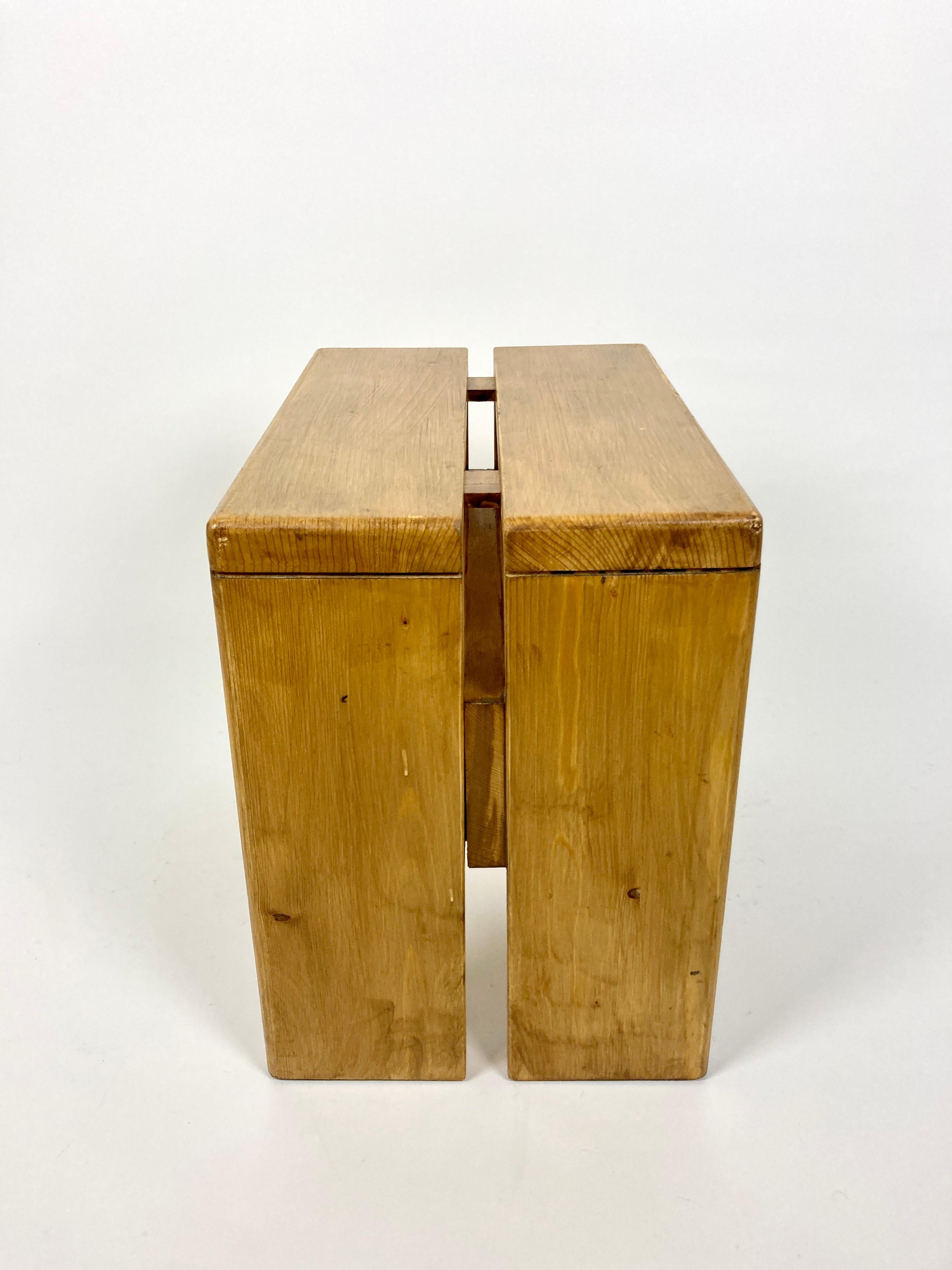 Stools/Side Table from Les Arcs, France 1970s, Charlotte Perriand 4