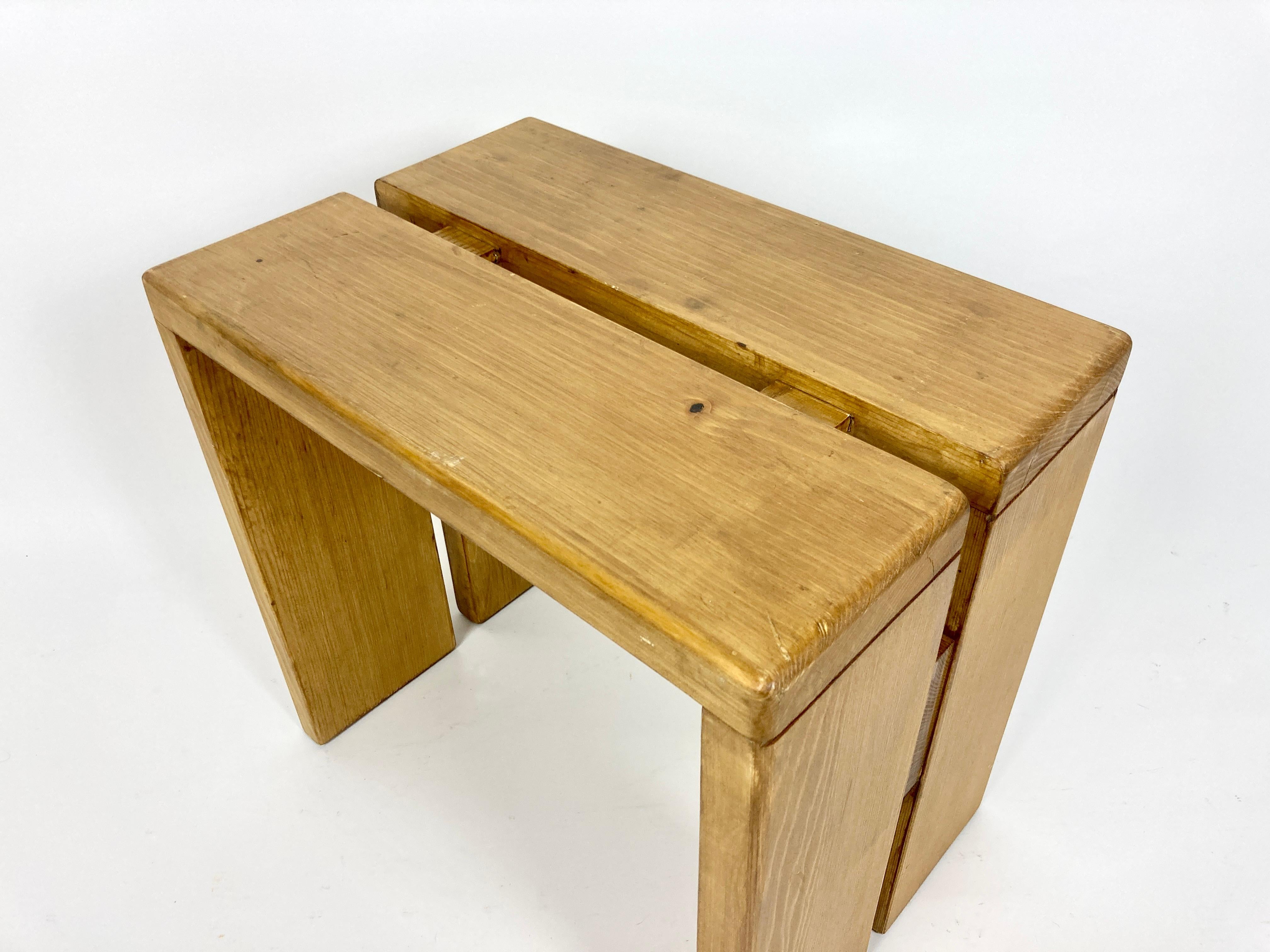 Stools/Side Table from Les Arcs, France 1970s, Charlotte Perriand 4