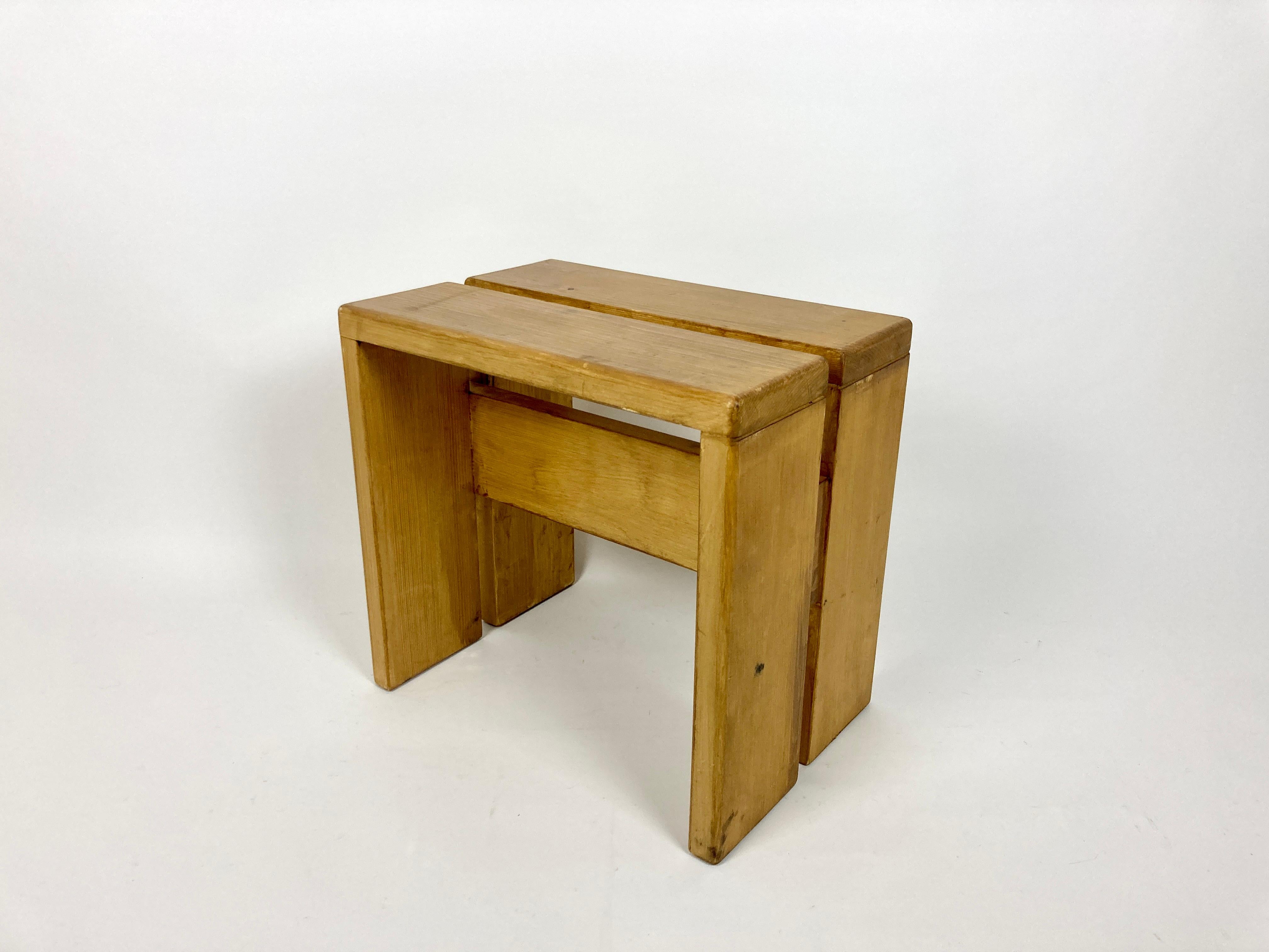 Pine Stools/Side Table from Les Arcs, France 1970s, Charlotte Perriand