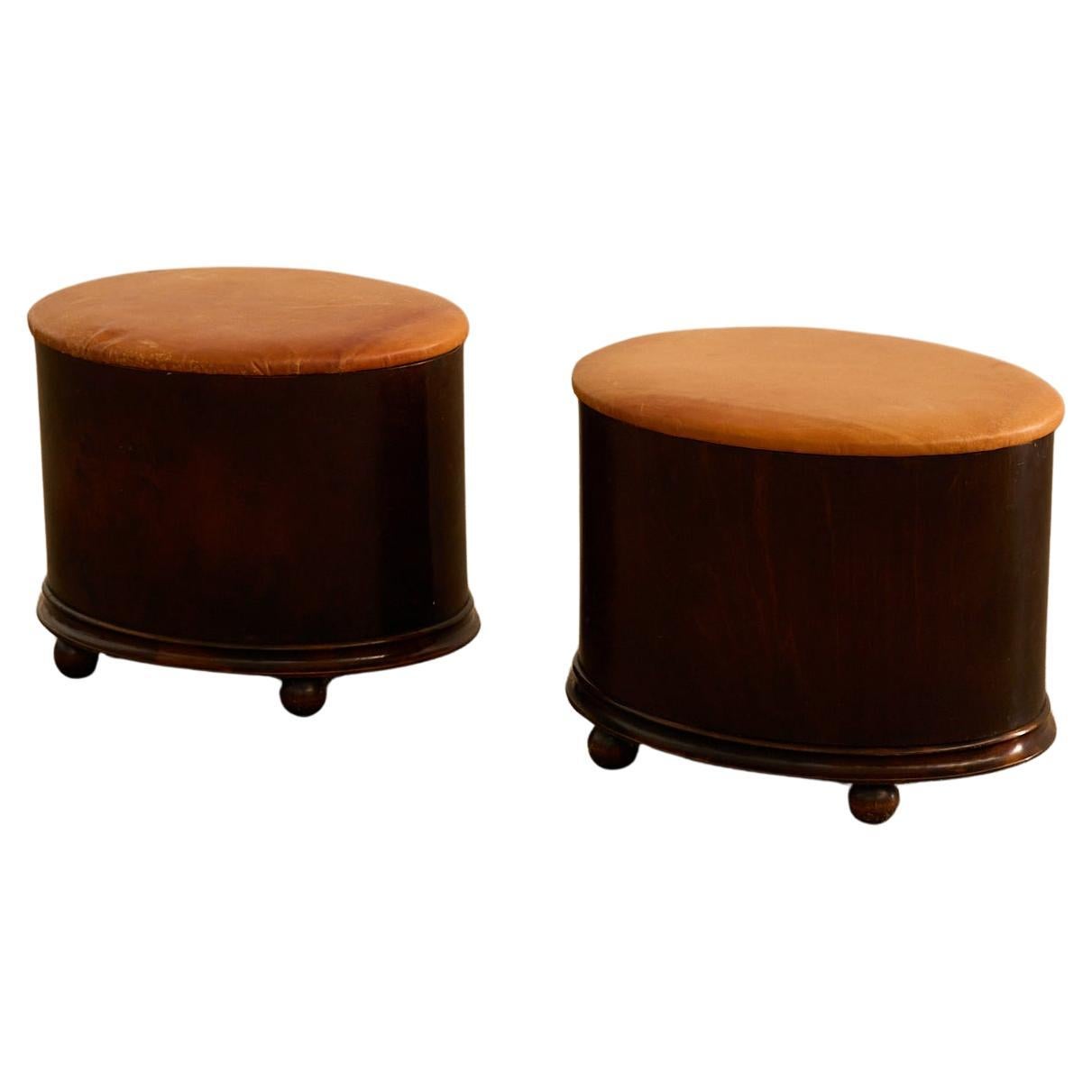 Tabourets avec rangement en vente