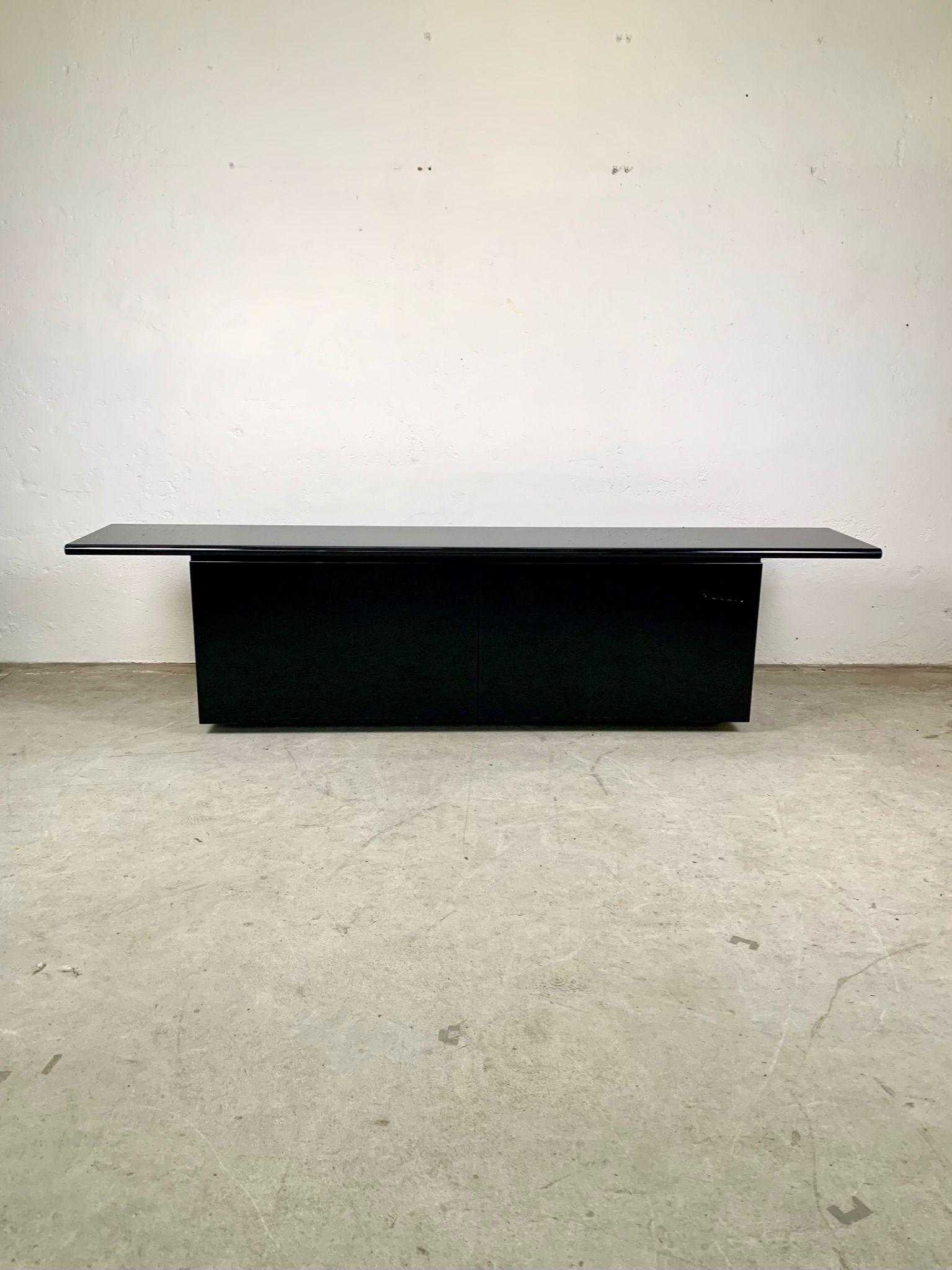 Mid-Century Modern Stoppino and Acerbis, Black lacquered two-door storage sideboard, 1977