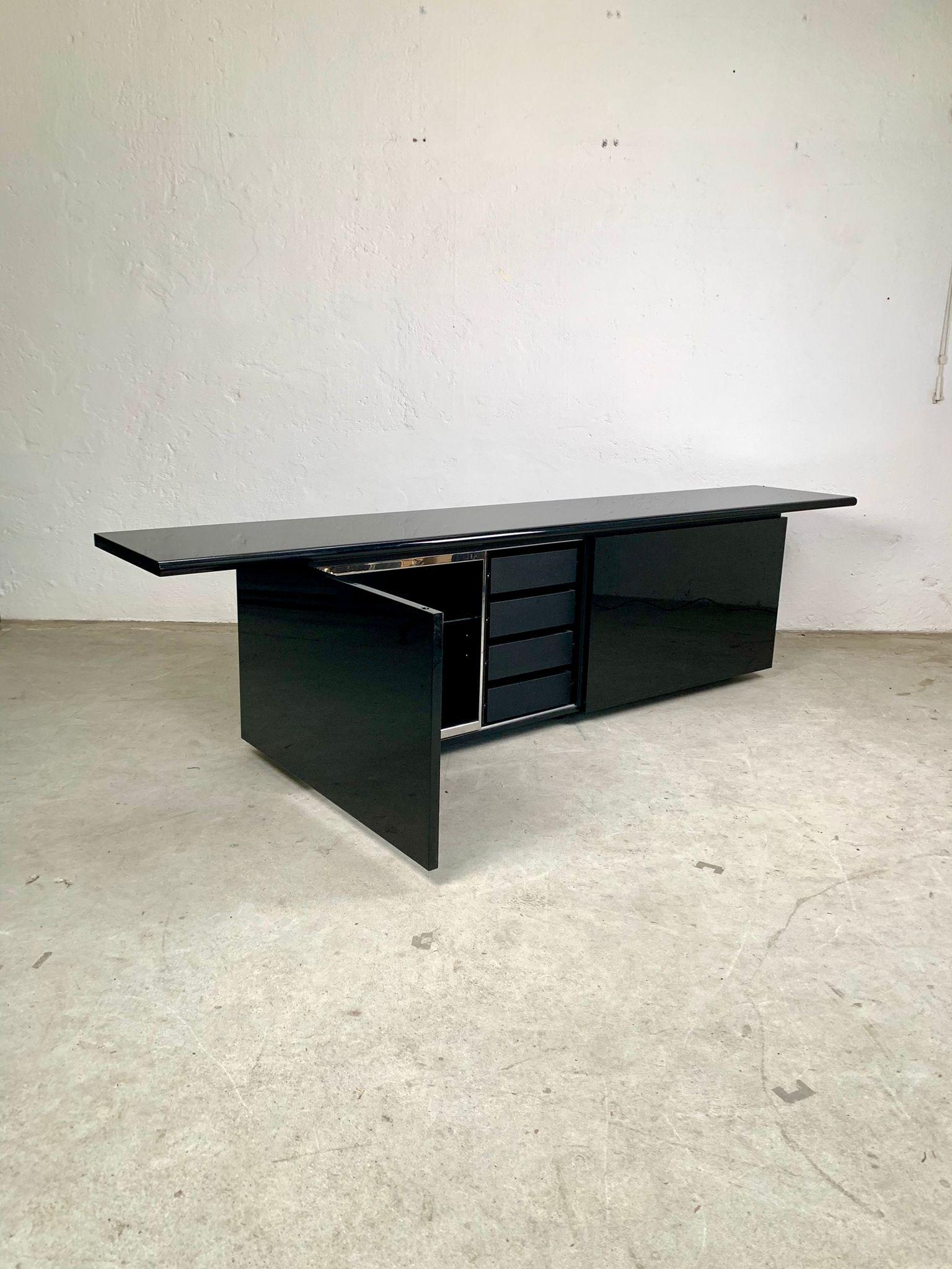 Italian Stoppino and Acerbis, Black lacquered two-door storage sideboard, 1977