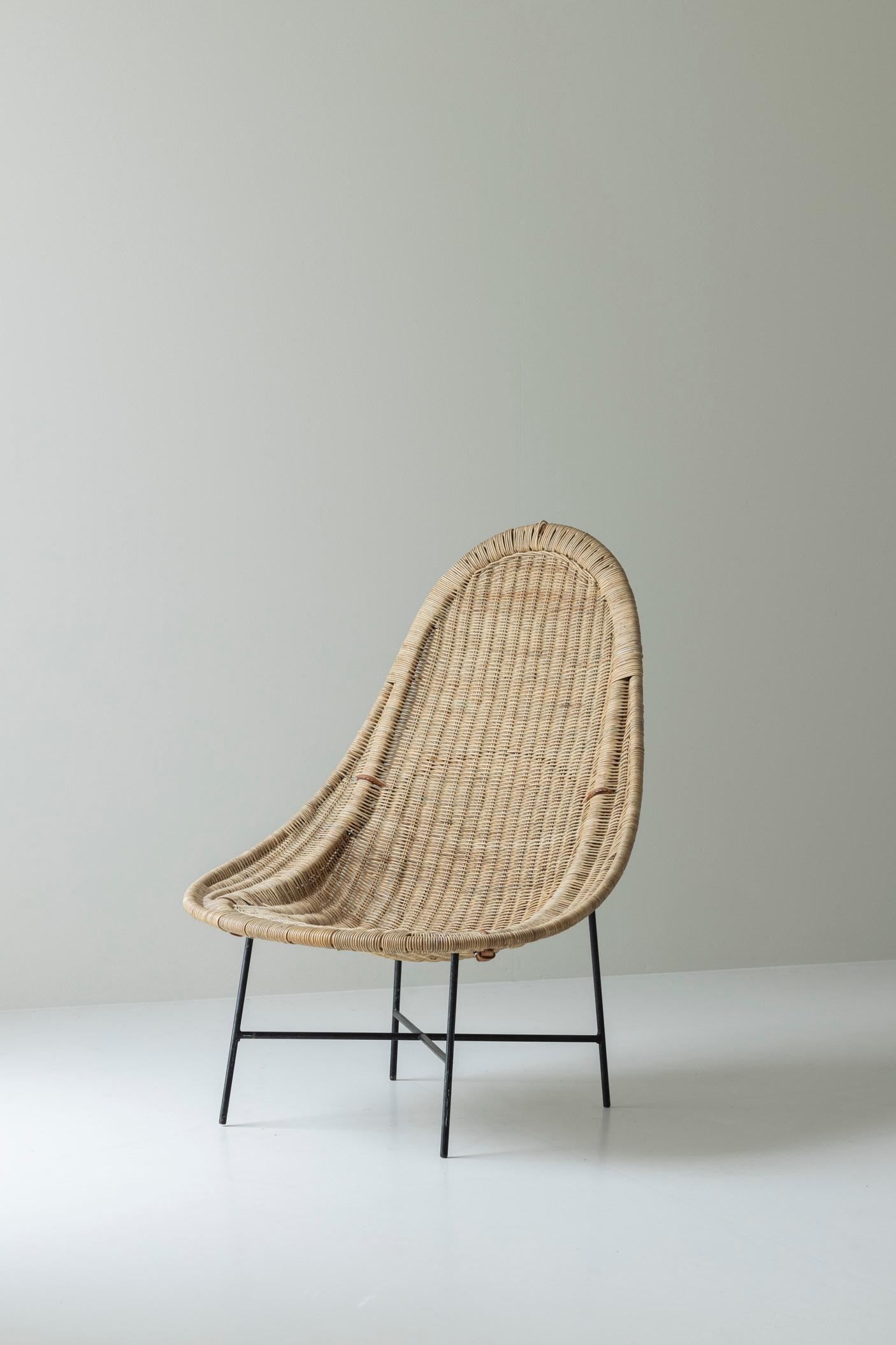 Swedish ‘Stora Kraal’ lounge chair by Kerstin Hörlin-Holmquist, Sweden 1950s
