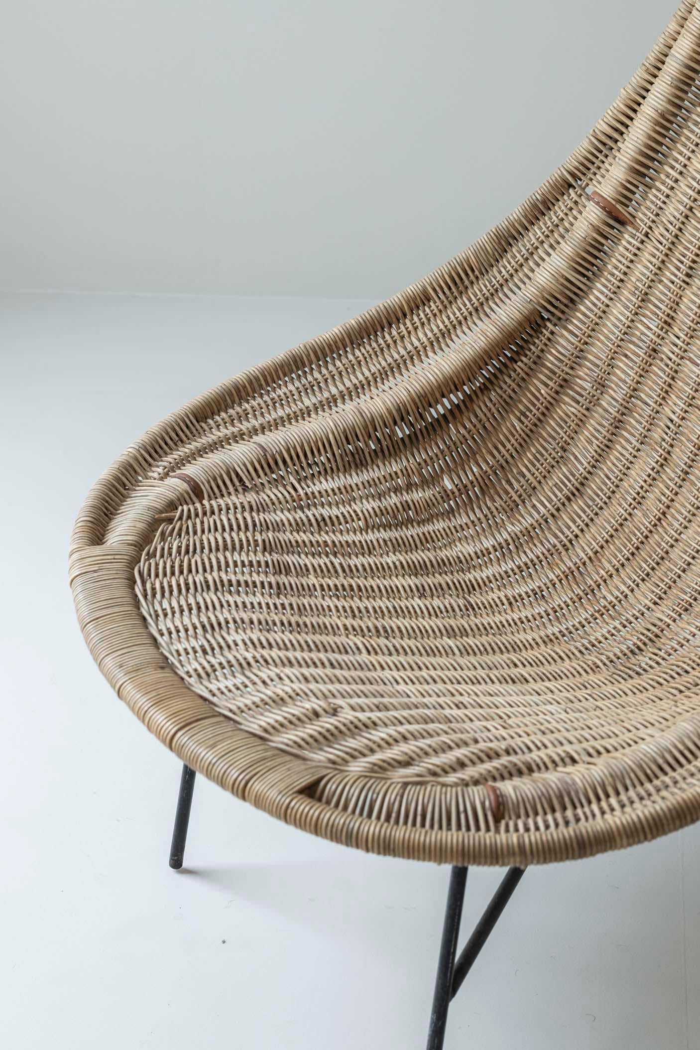 ‘Stora Kraal’ lounge chair by Kerstin Hörlin-Holmquist, Sweden 1950s 1