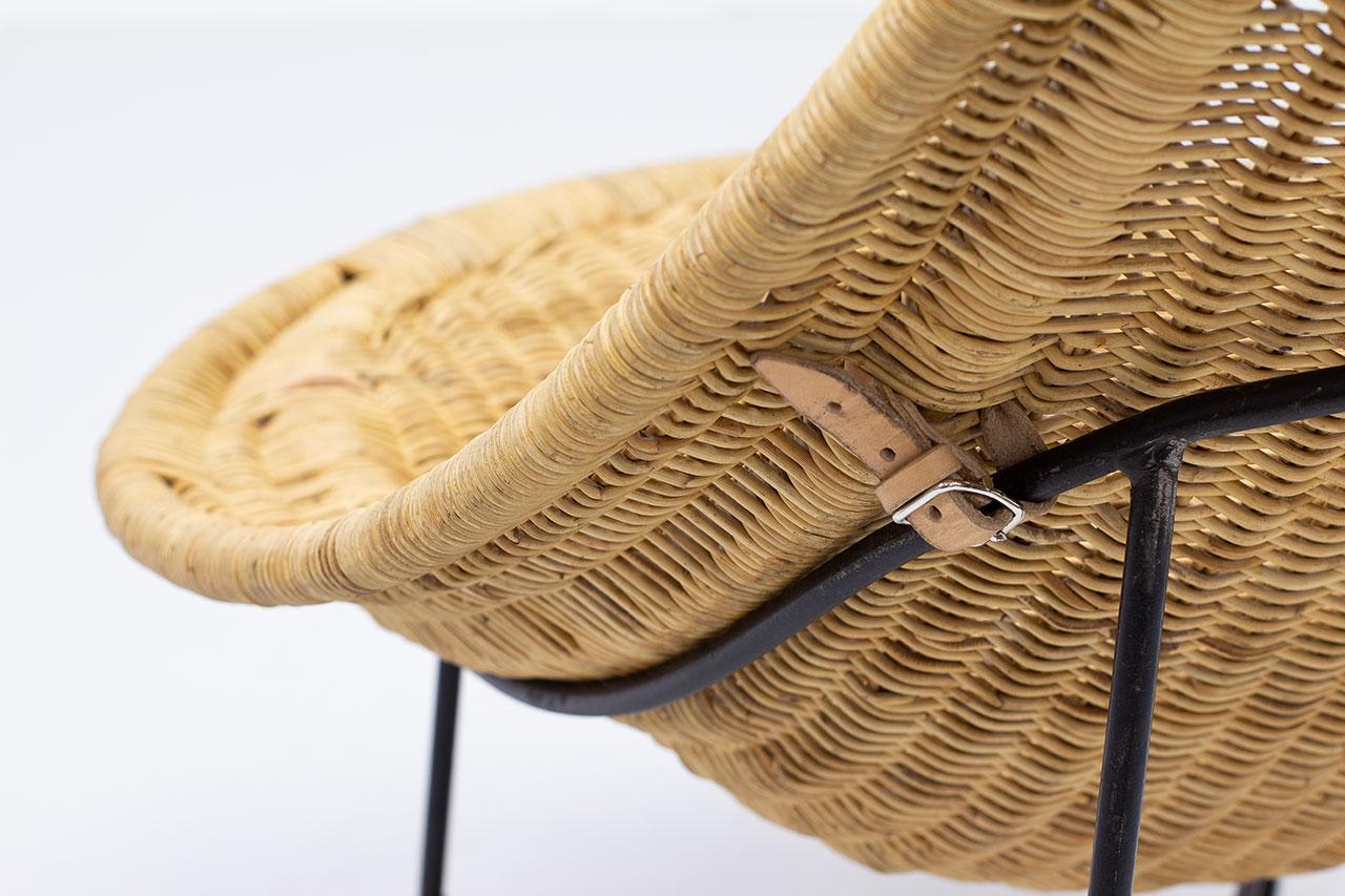 'Stora Kraal' Lounge Chair in Woven Cane by Kerstin Hörlin Holmquist, Sweden For Sale 4