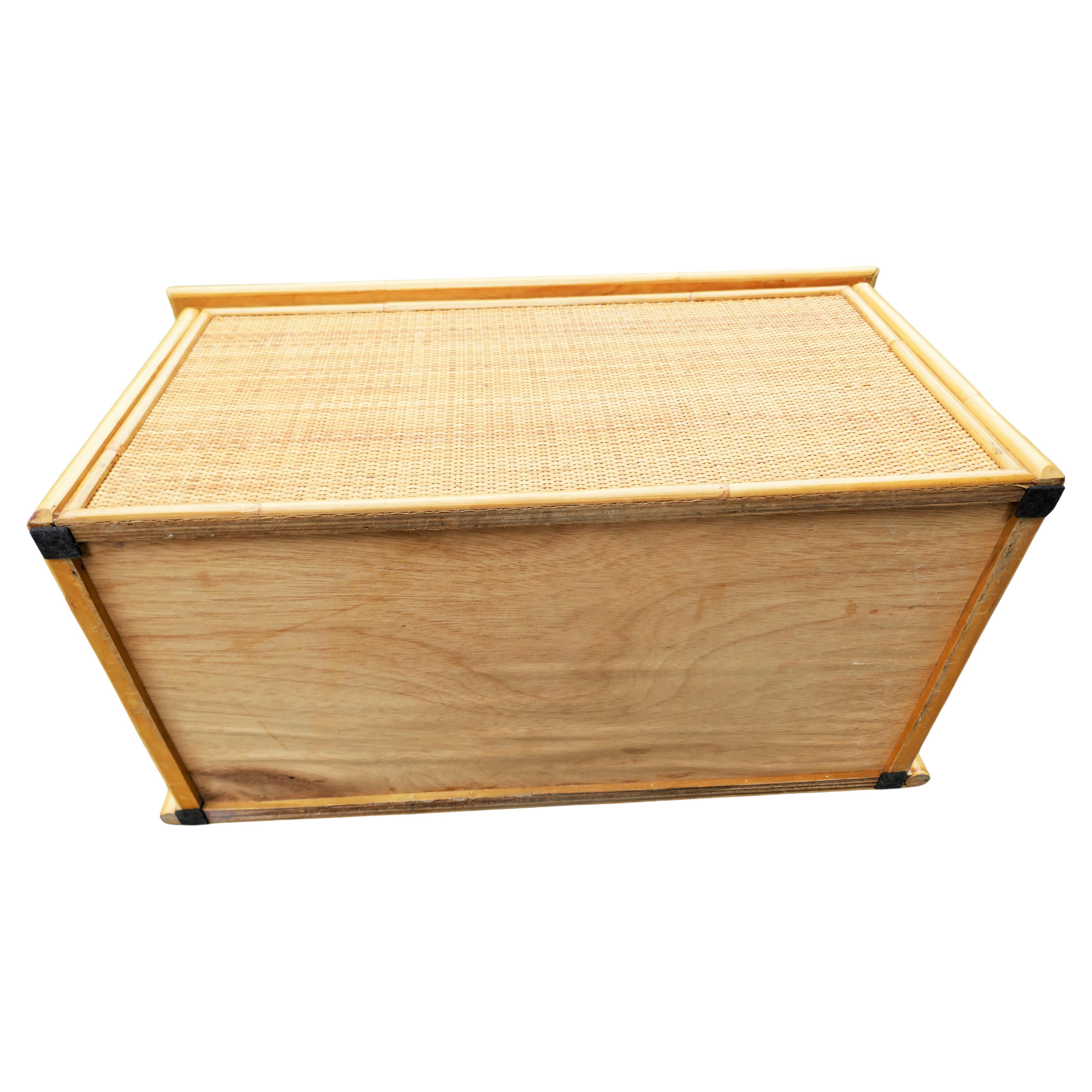Banc de rangement attribué à Dal Vera en vente 4