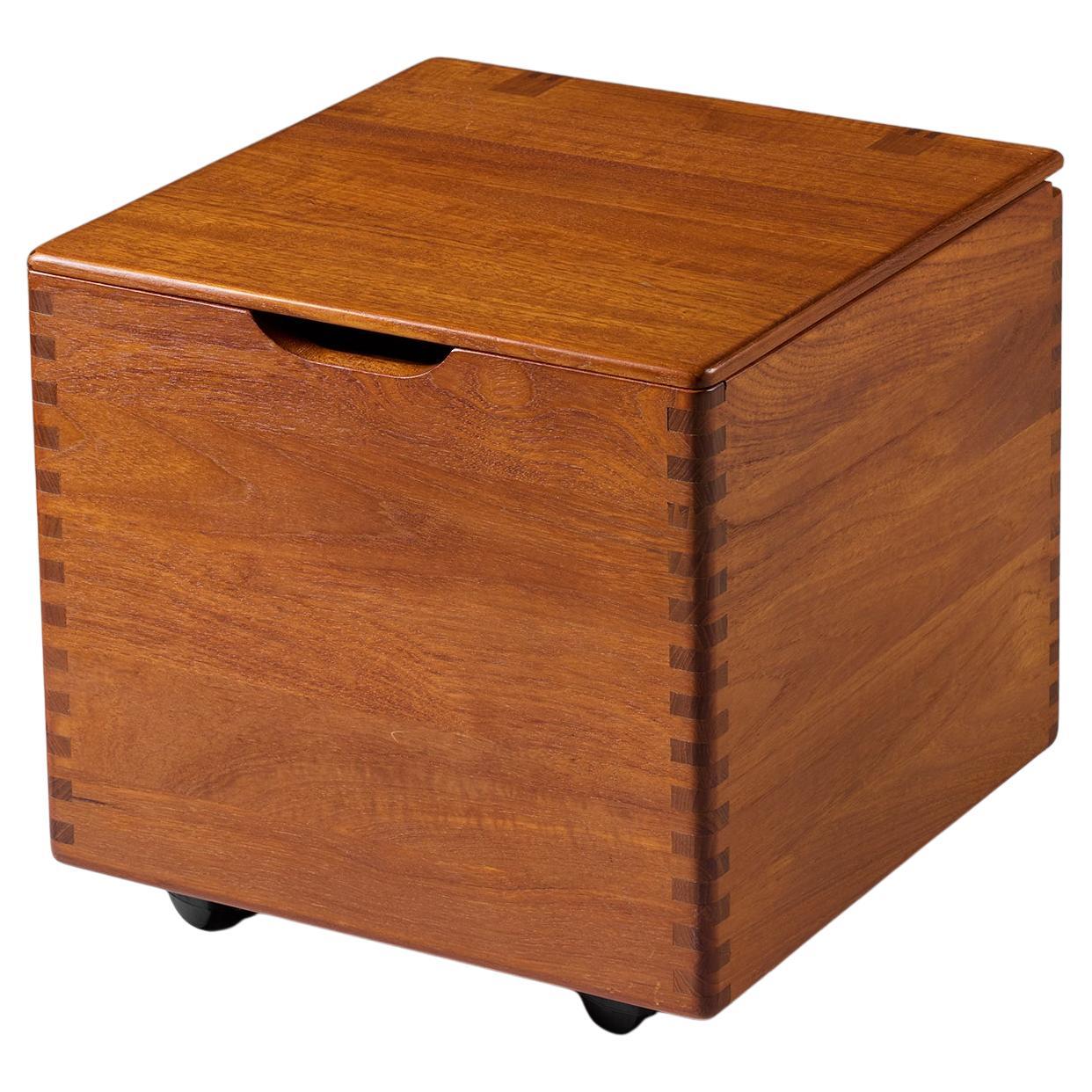 Boîte de rangement/conteneur sur roulettes