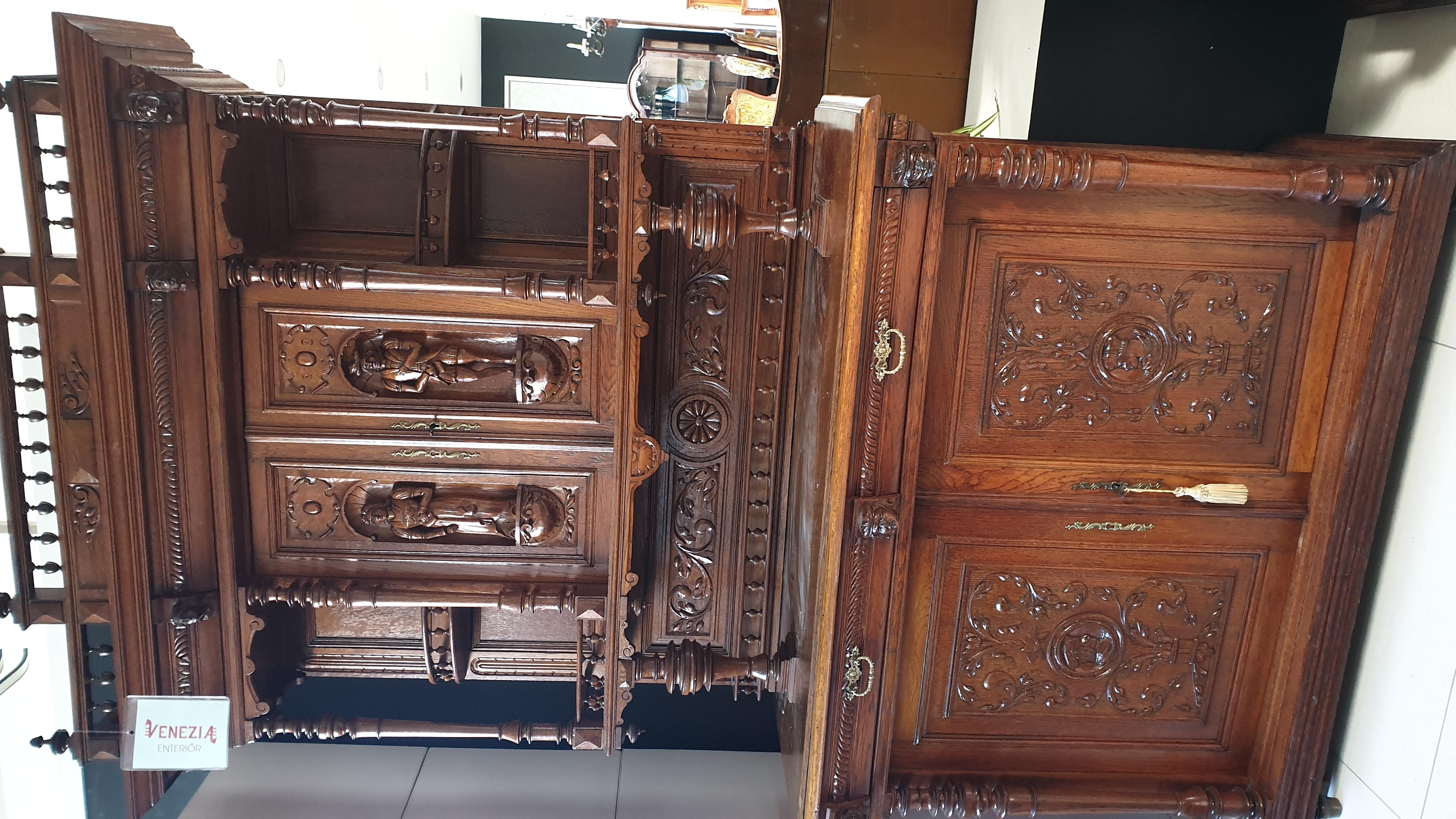 Armoire de rangement en vente 2