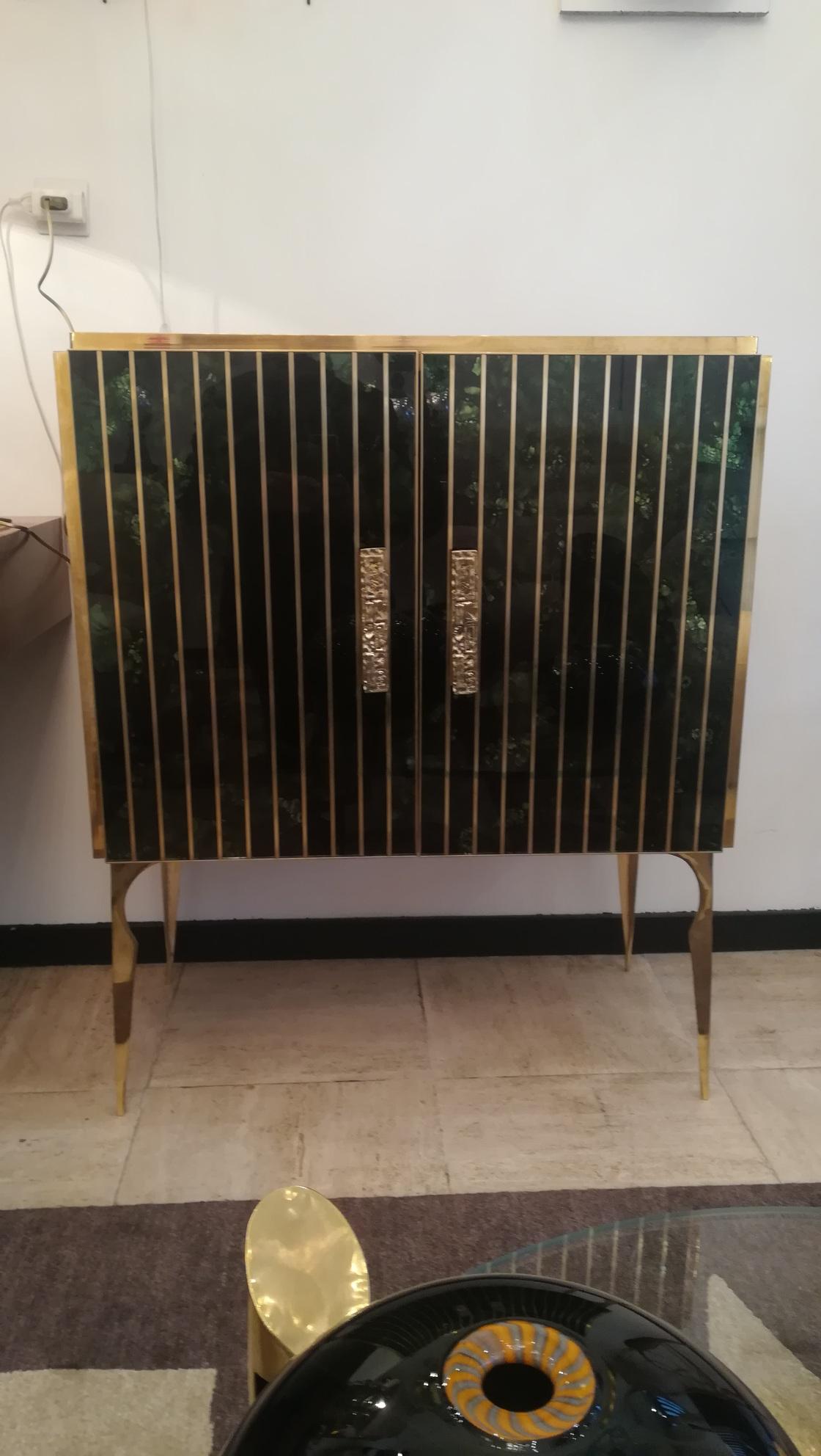 Storage Cabinet in Murano Glass and Brass 9