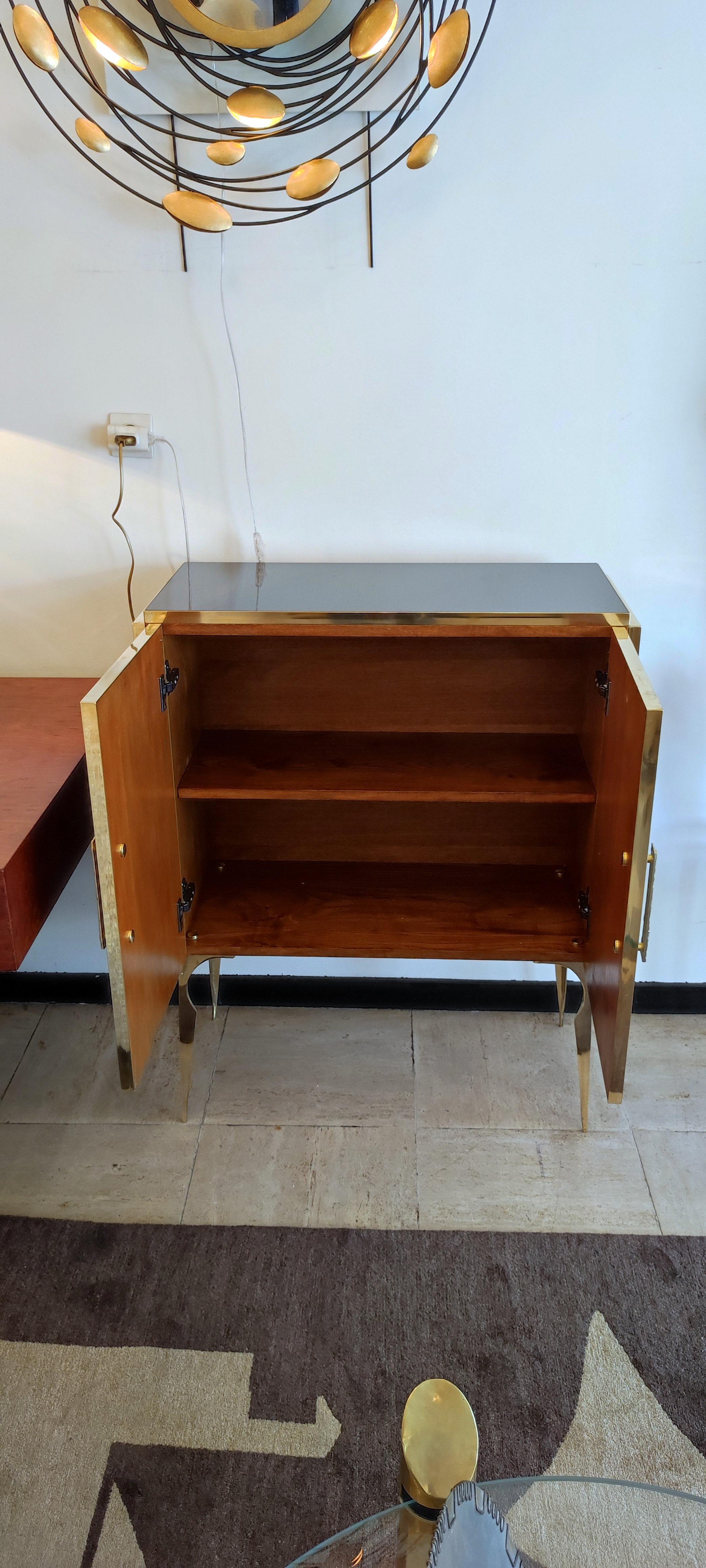 Storage Cabinet in Murano Glass and Brass 2