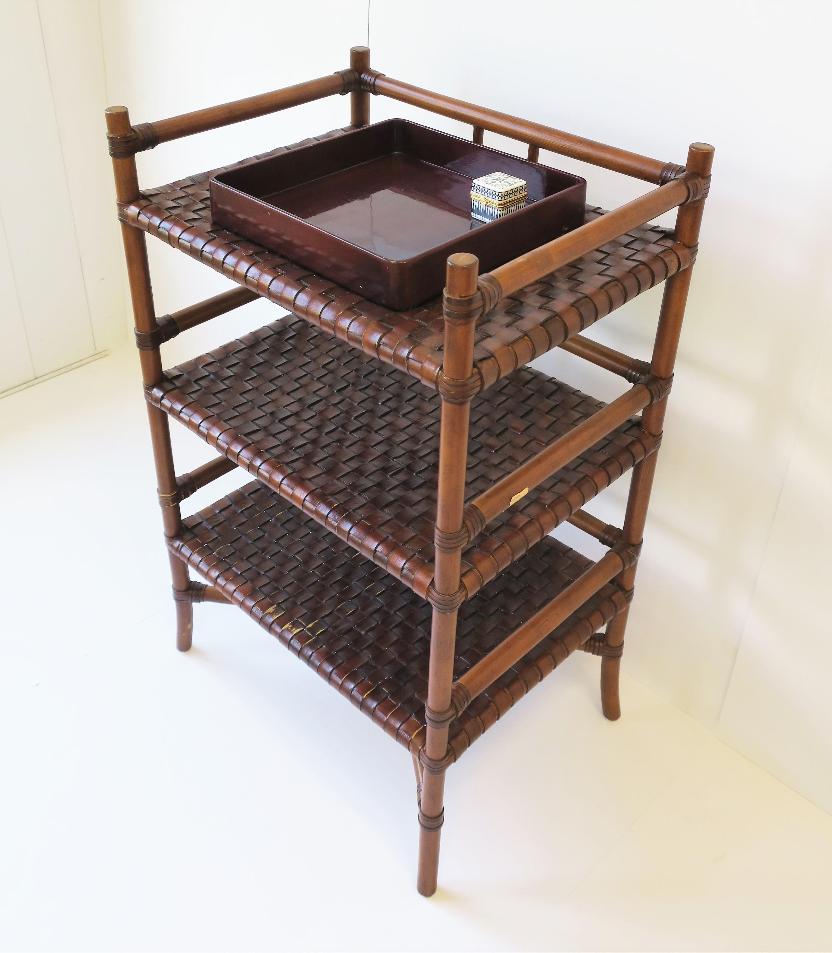Storage Étagère with Leather Weaved Shelves 1