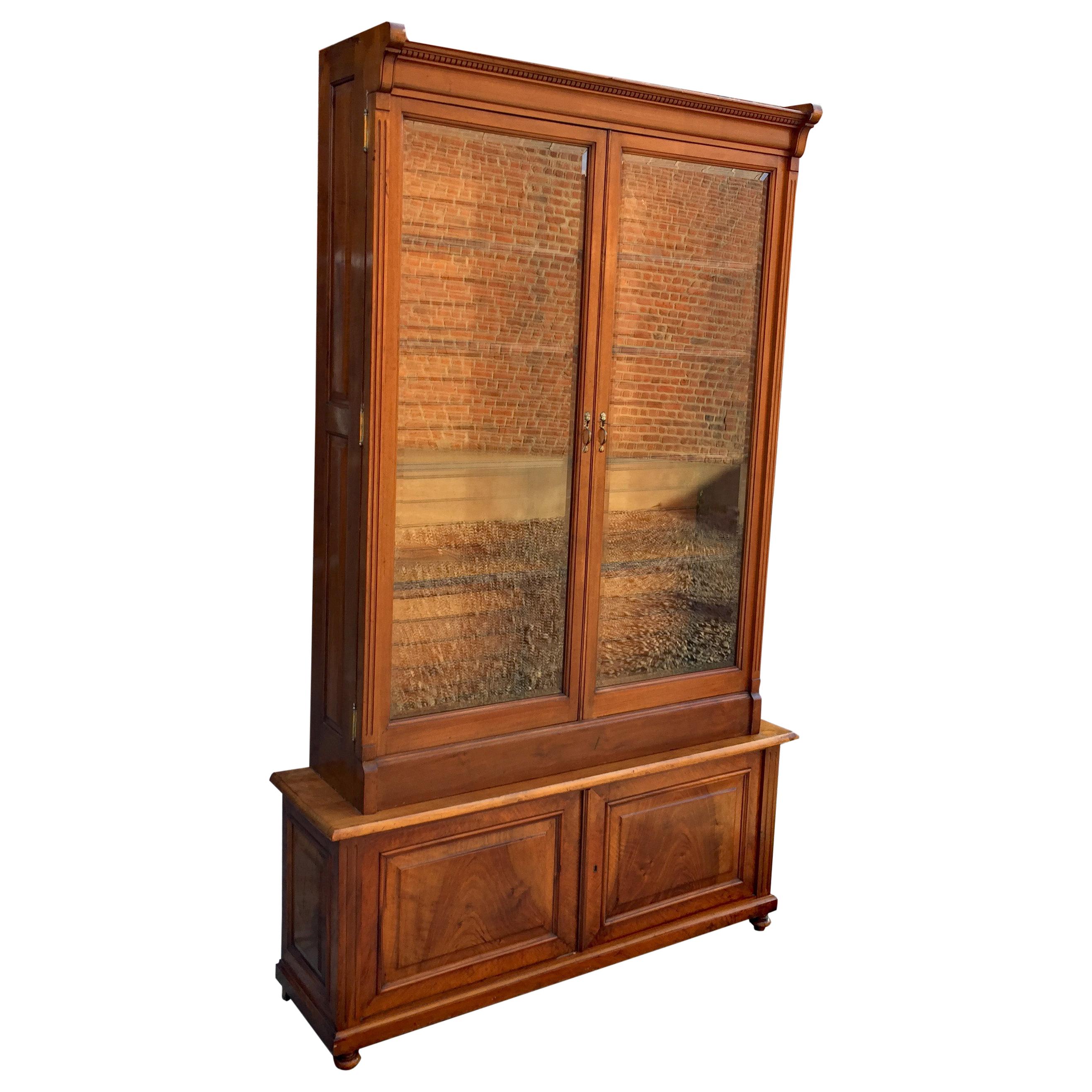 Storage Unit or Library in American Walnut, circa 1900 For Sale