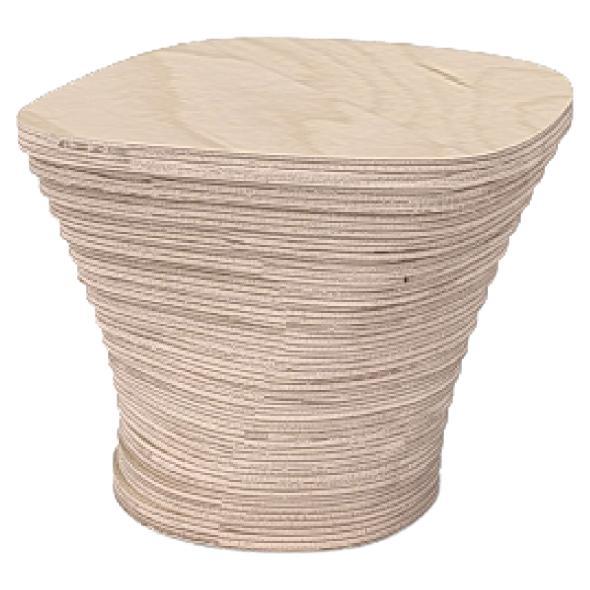 Storm Mini  Small by Piegatto, une table d'appoint contemporaine sculpturale
