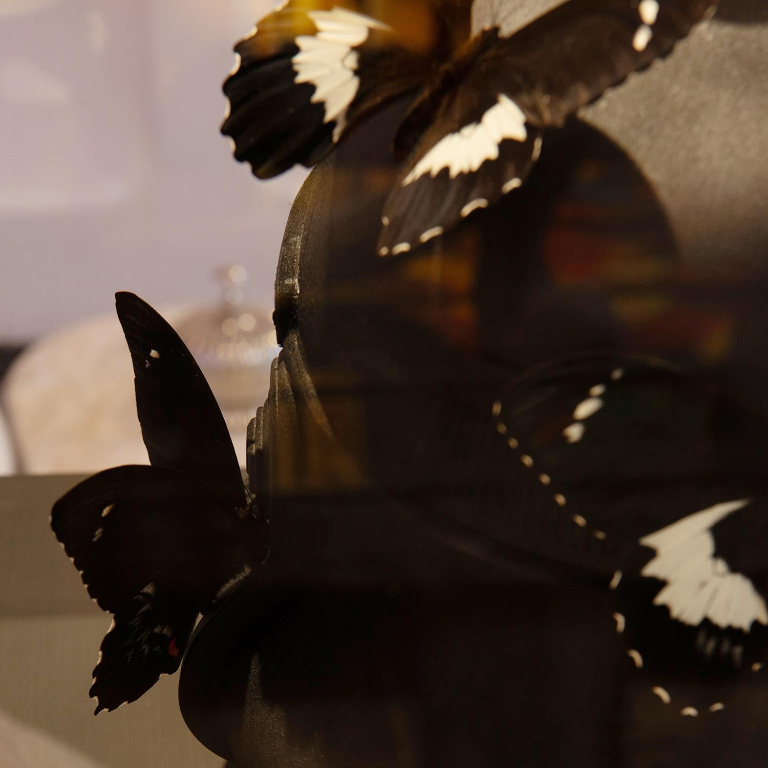 Escultura Stormtrooper Casco Negro Mariposas en venta 2
