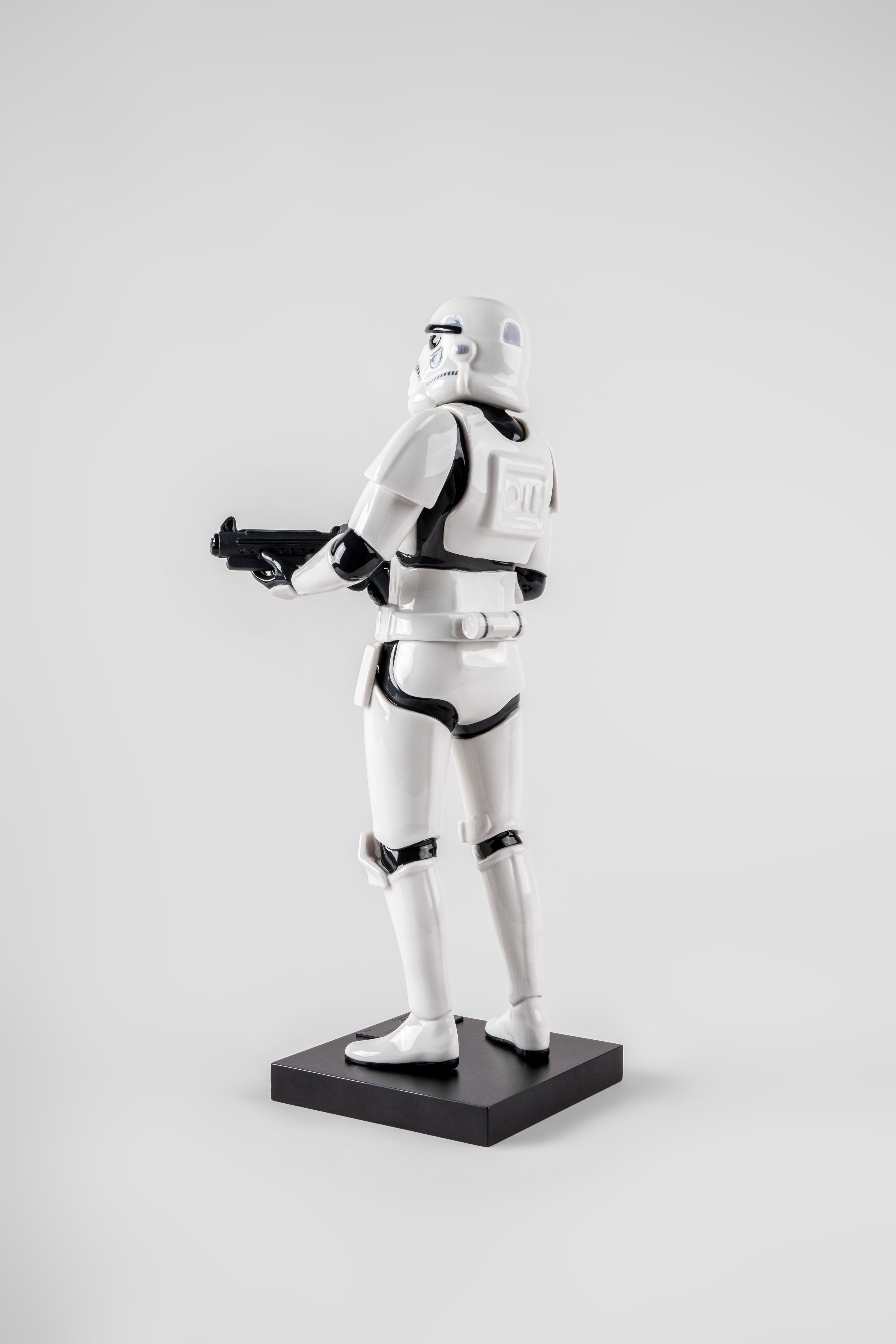 Fatto a mano Scultura di Stormtrooper. Edizione limitata in vendita