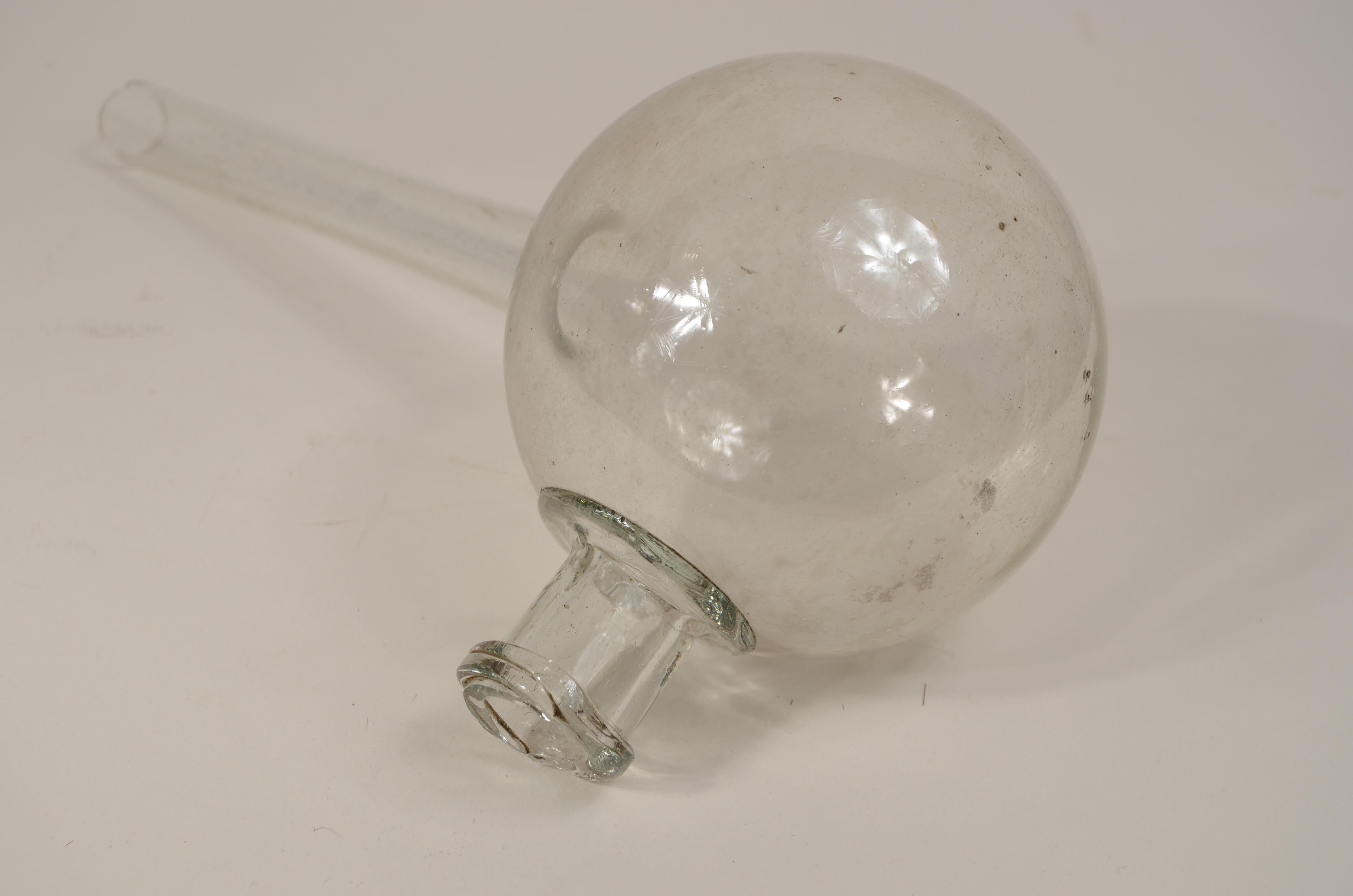 Glass Transparent blown glass laboratory retort from the early 19th century. For Sale