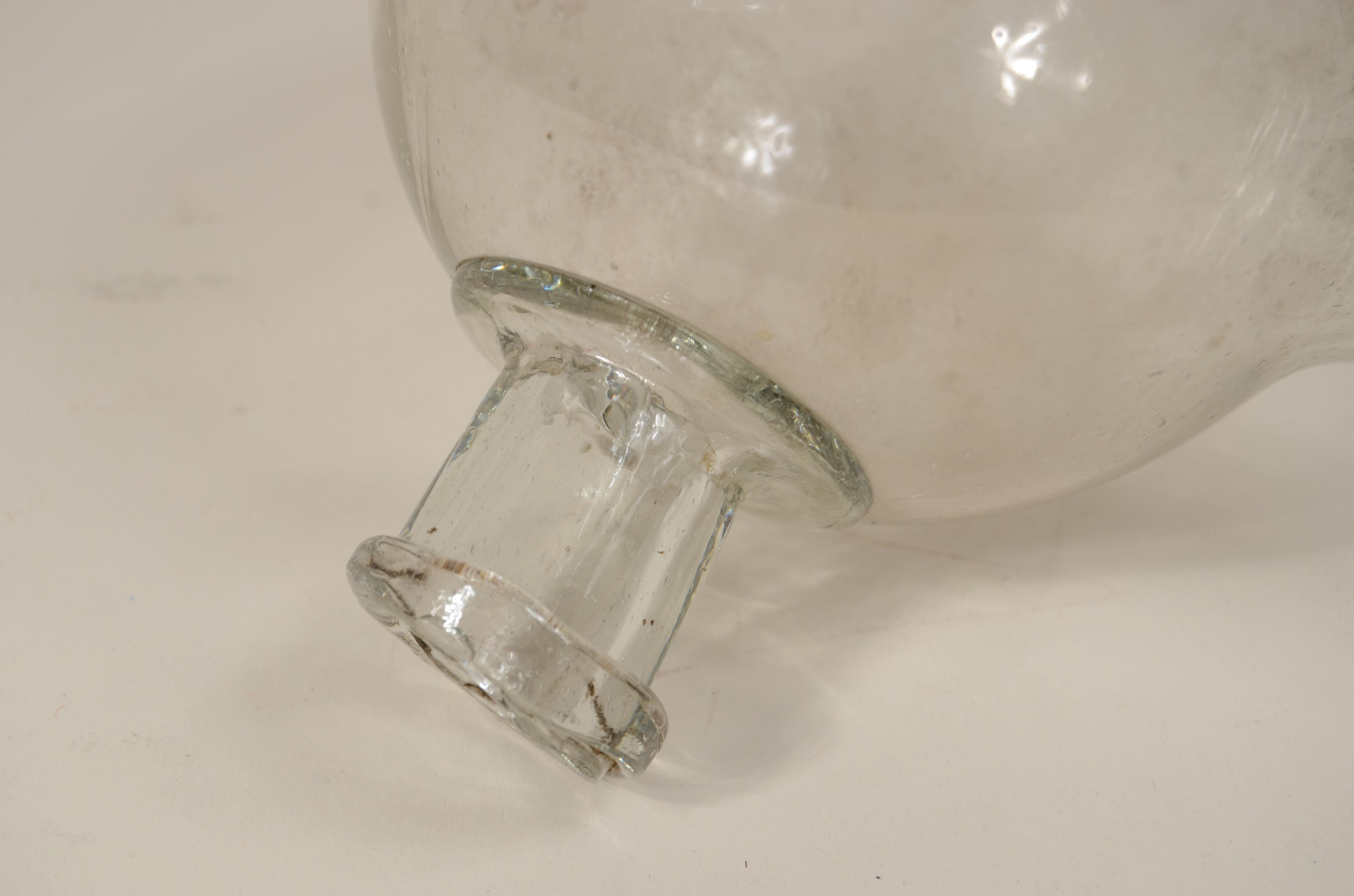 Durchsichtige Laborretorte aus geblasenem Glas aus dem frühen 19. Jahrhundert. im Angebot 5